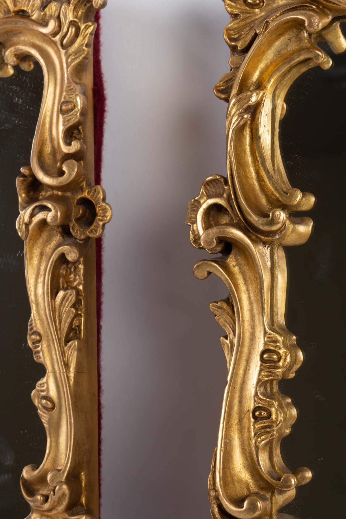 Suite of 4 golden stucco Mirrors In Good Condition In Saint-Ouen, FR