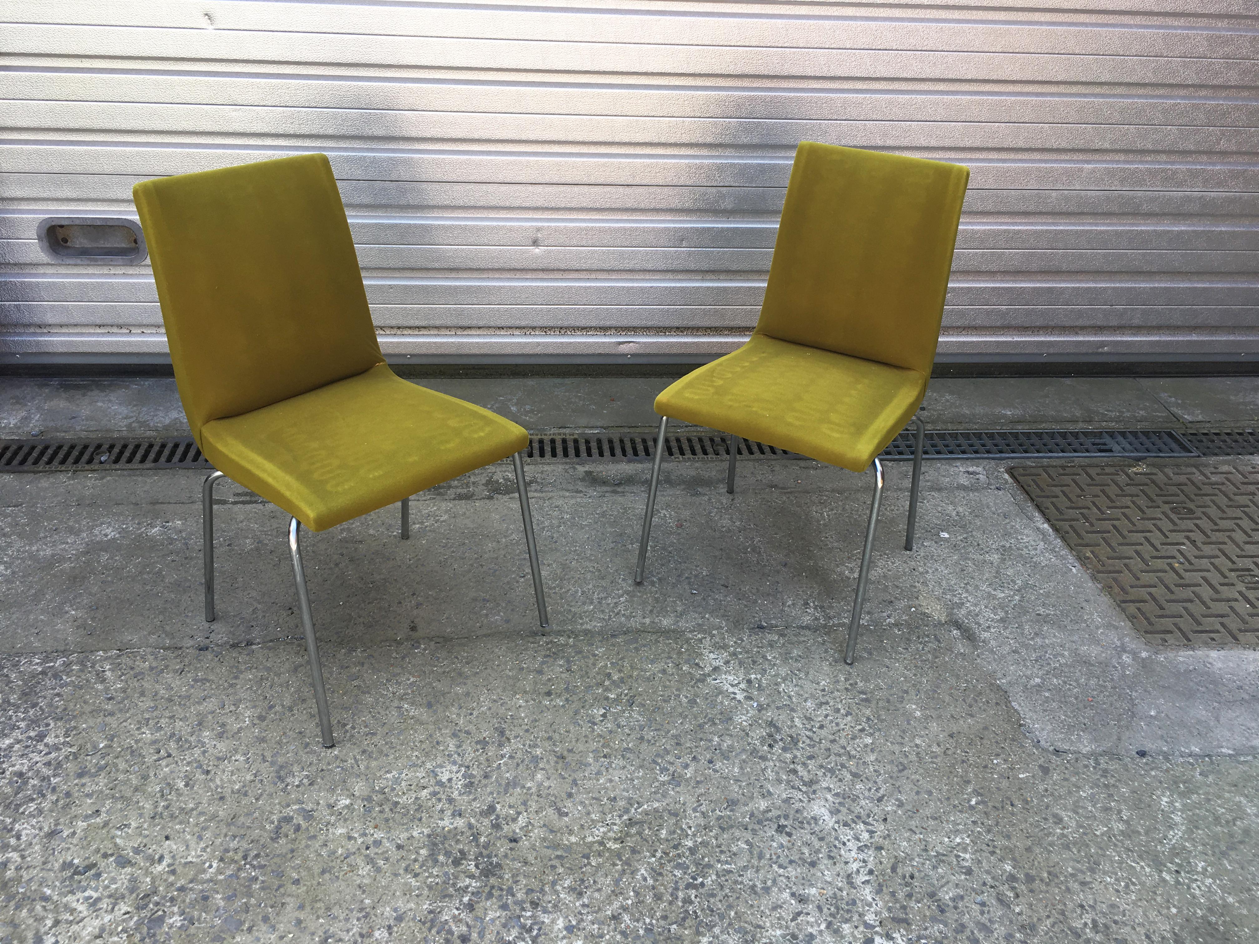 Suite of 4 chairs Paulin style, Gipsen, circa 1960
structure and chrome in good condition, fabric to replace.