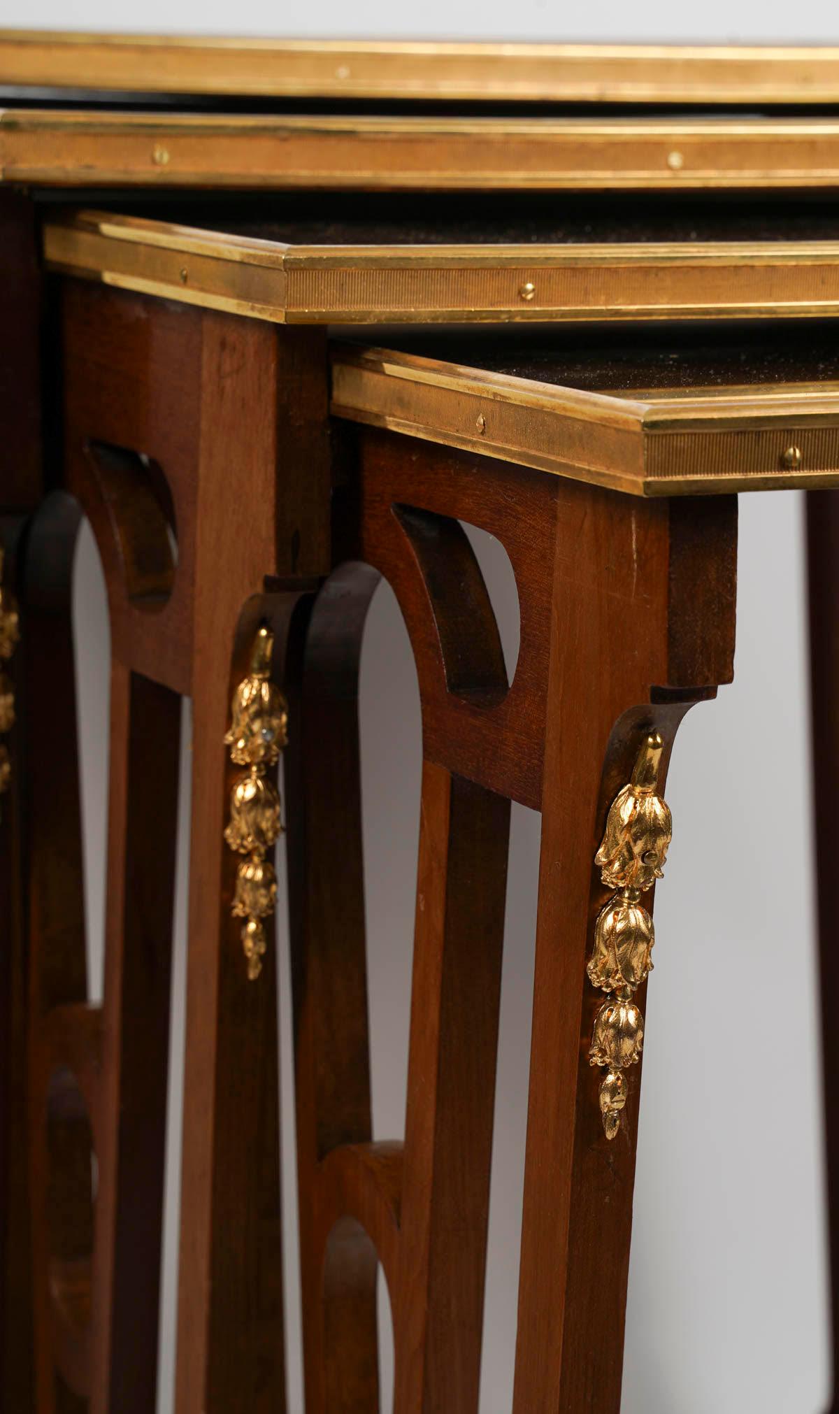 French Suite of 4 Nesting Tables, 19th Century, Napoleon III Period. For Sale