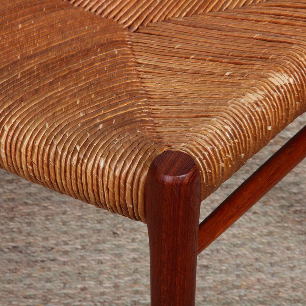 Danois Suite of 4 teak chairs by Niels Otto Moller, model 75, 1960s en vente