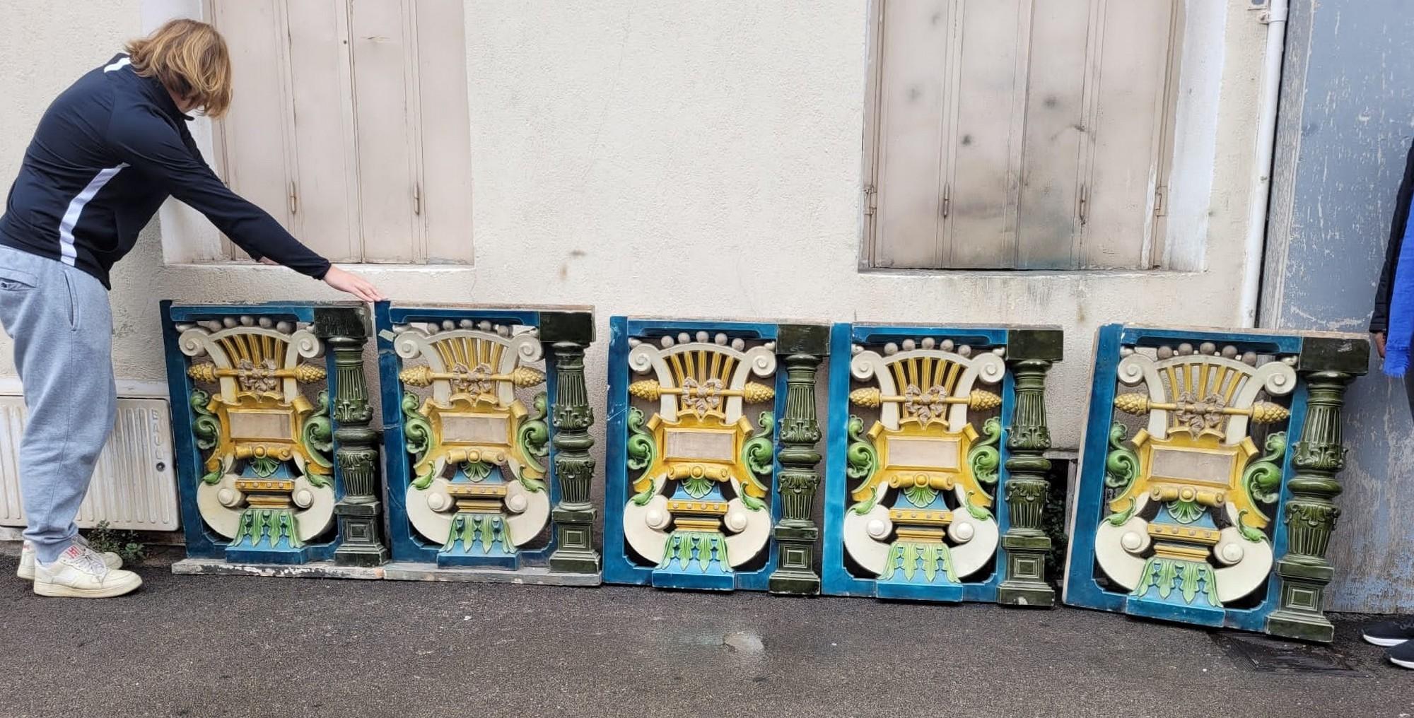 Suite of 4 Facade Elements in Glazed Earthenware, Signed Muller, Xixth Century For Sale 1