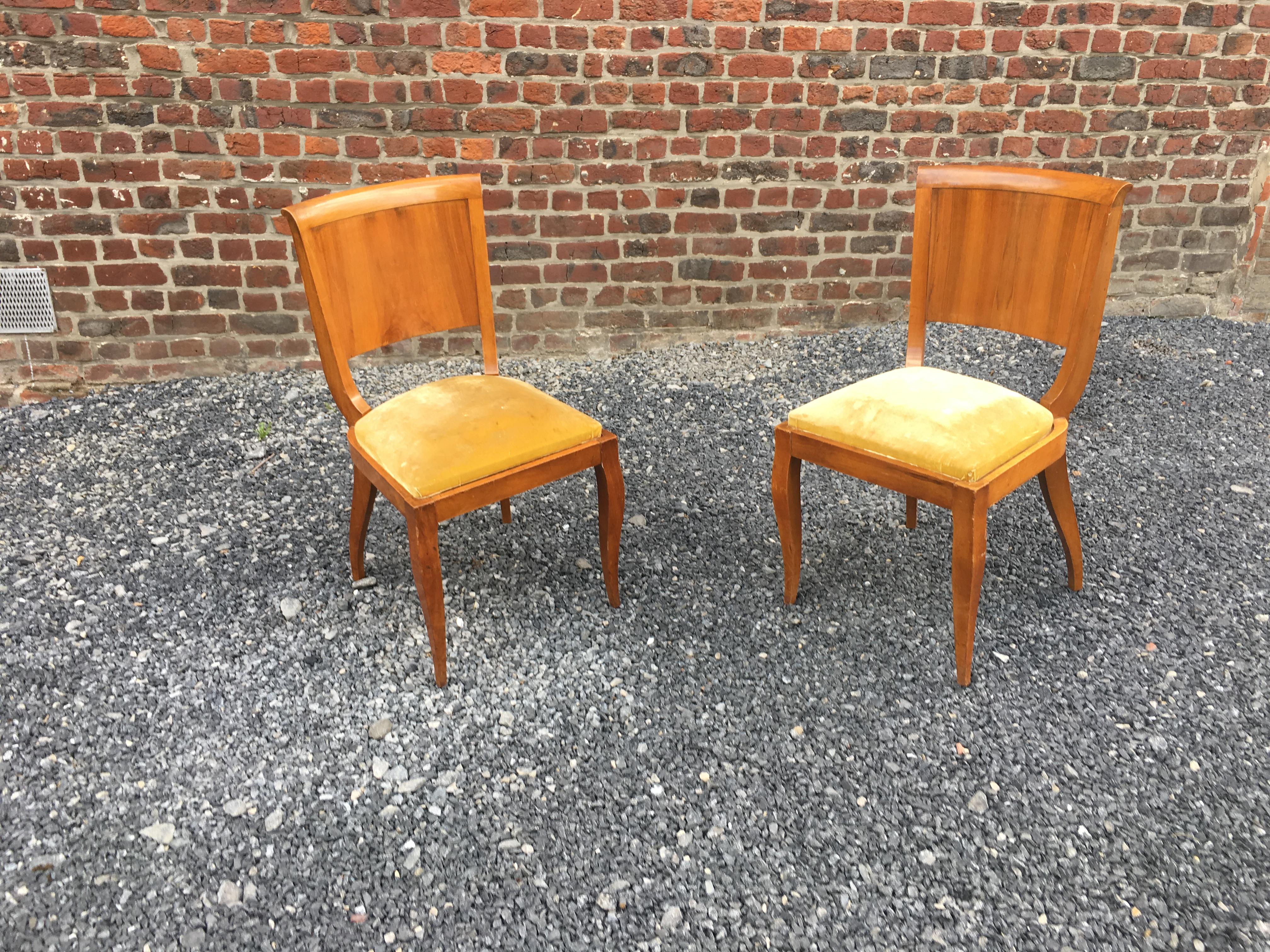 Mid-20th Century Suite of 6 Art Deco Chairs in Walnut and Walnut Veneer, circa 1930 For Sale