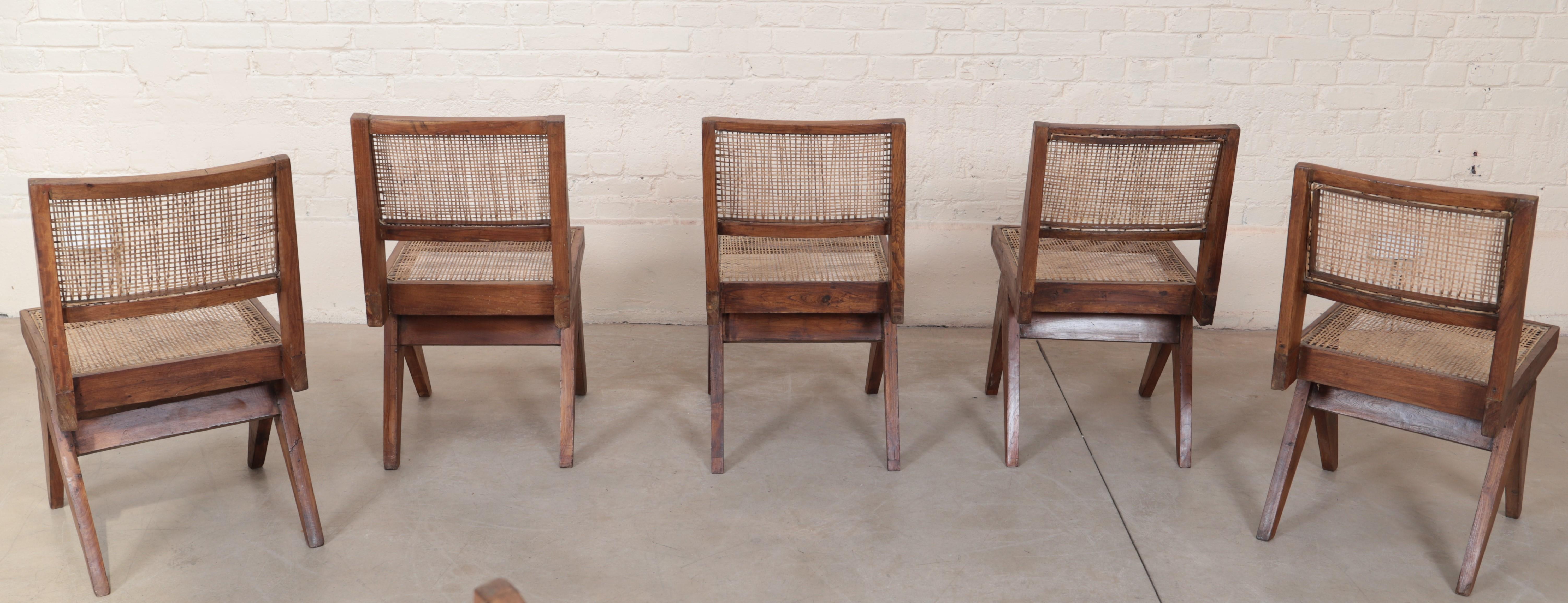 Suite of 6 Chairs 