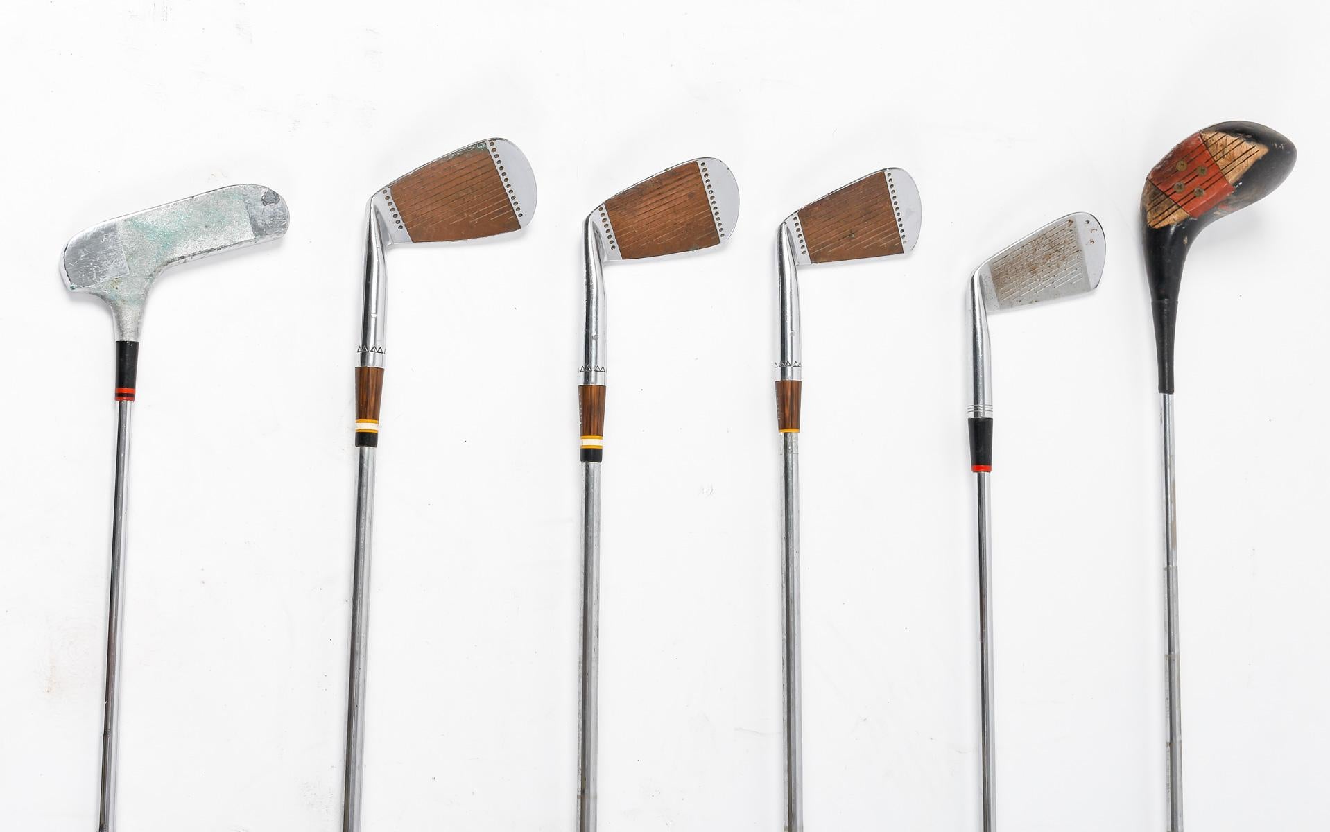 20th Century Suite of 6 Golf Clubs from the 1950s. For Sale