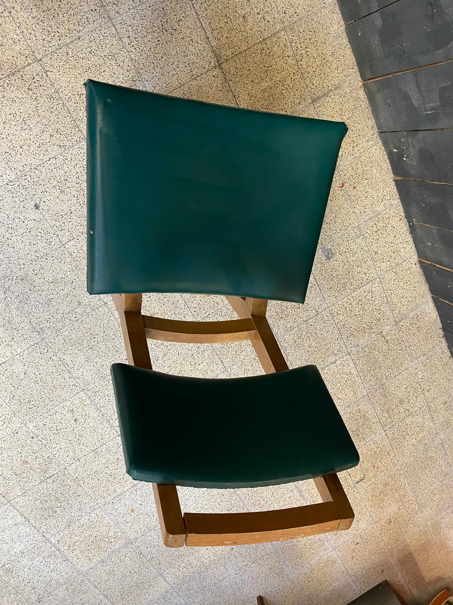 Suite de 6 chaises en chêne de style « Reconstruction », France, vers 1950/1960 en vente 7
