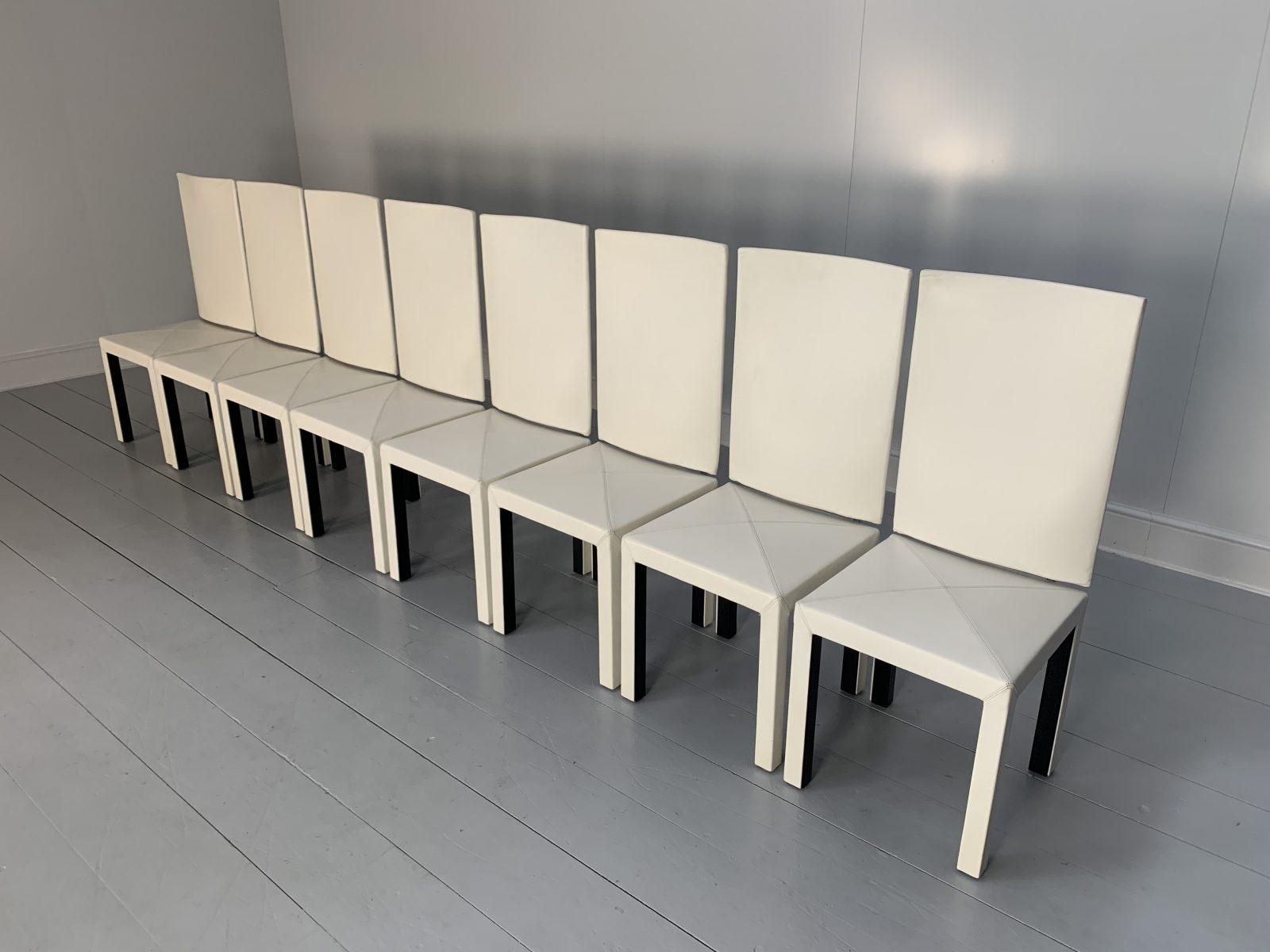 Ensemble de 8 chaises de salle à manger B&B Italia Arcadia en cuir Gamma blanc Bon état - En vente à Barrowford, GB