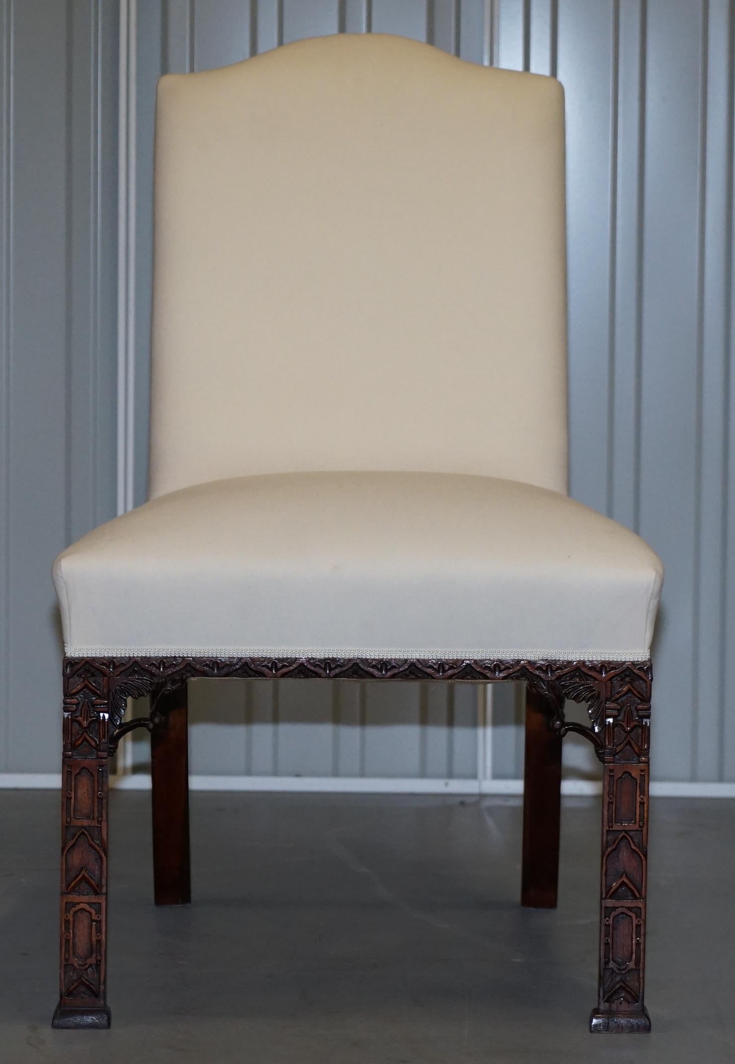 Chinese Chippendale Suite of 8 Handmade Important Chippendale Ornately Carved Gainsborough Chairs