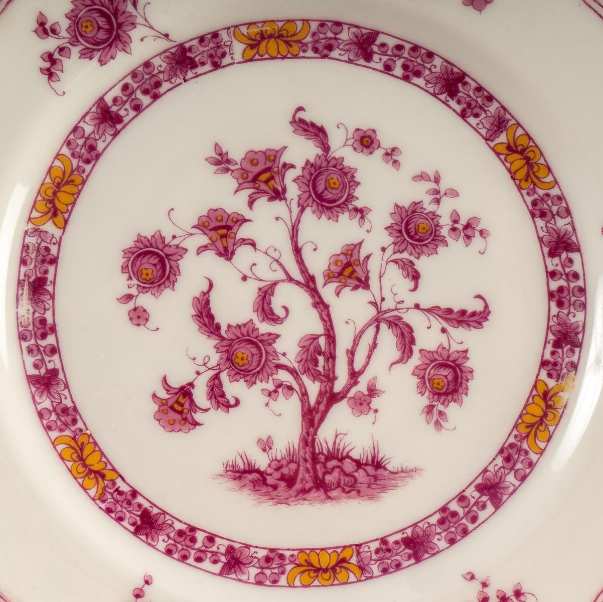 Suite de 9 assiettes en porcelaine de Theodore Haviland Bon état - En vente à Saint-Ouen, FR