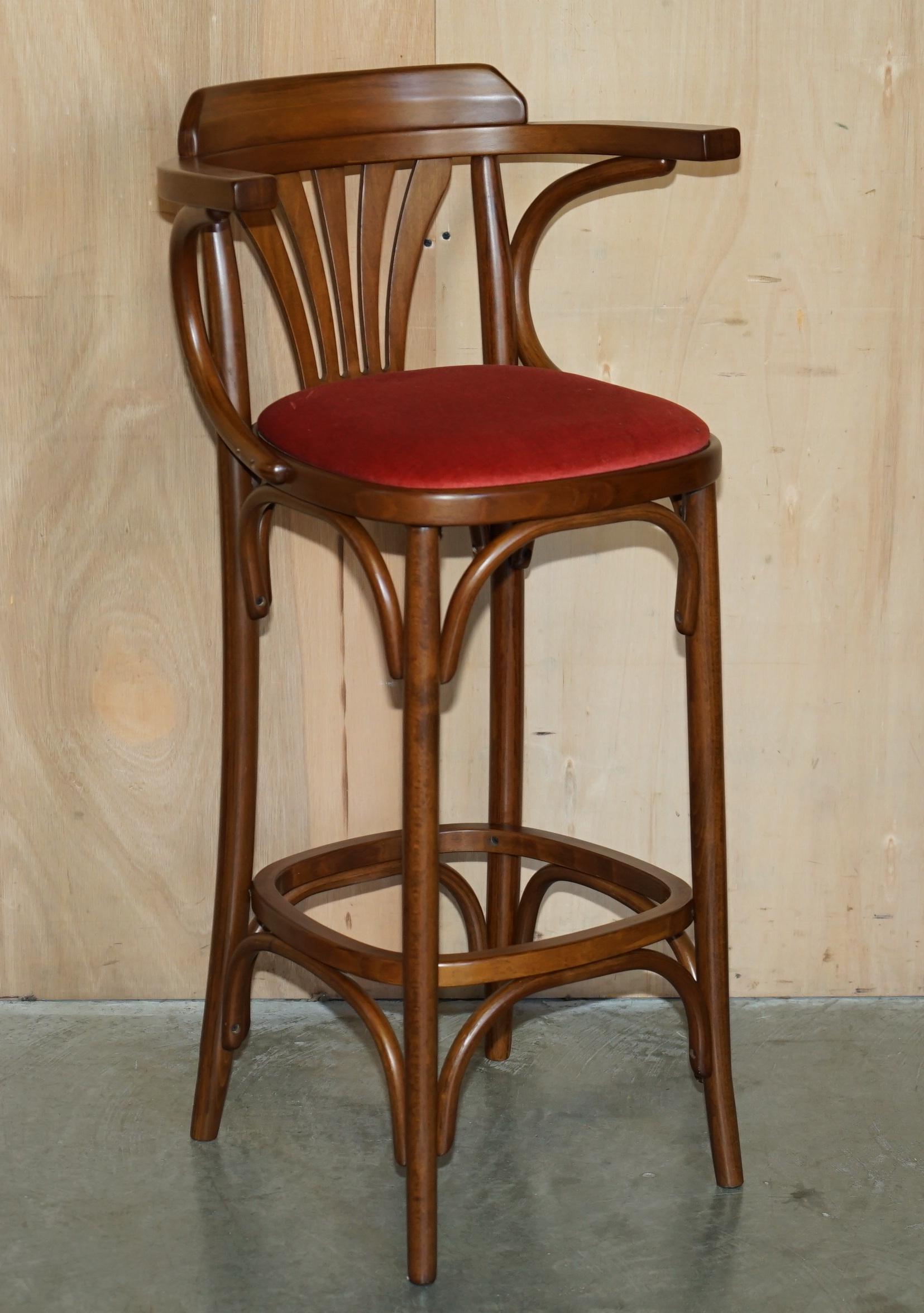 SUiTE OF FIVE BENTWOOD THONET BAR STOOLS FOR KITCHEN COCKTAIL AT HOME BARS ETC im Angebot 3