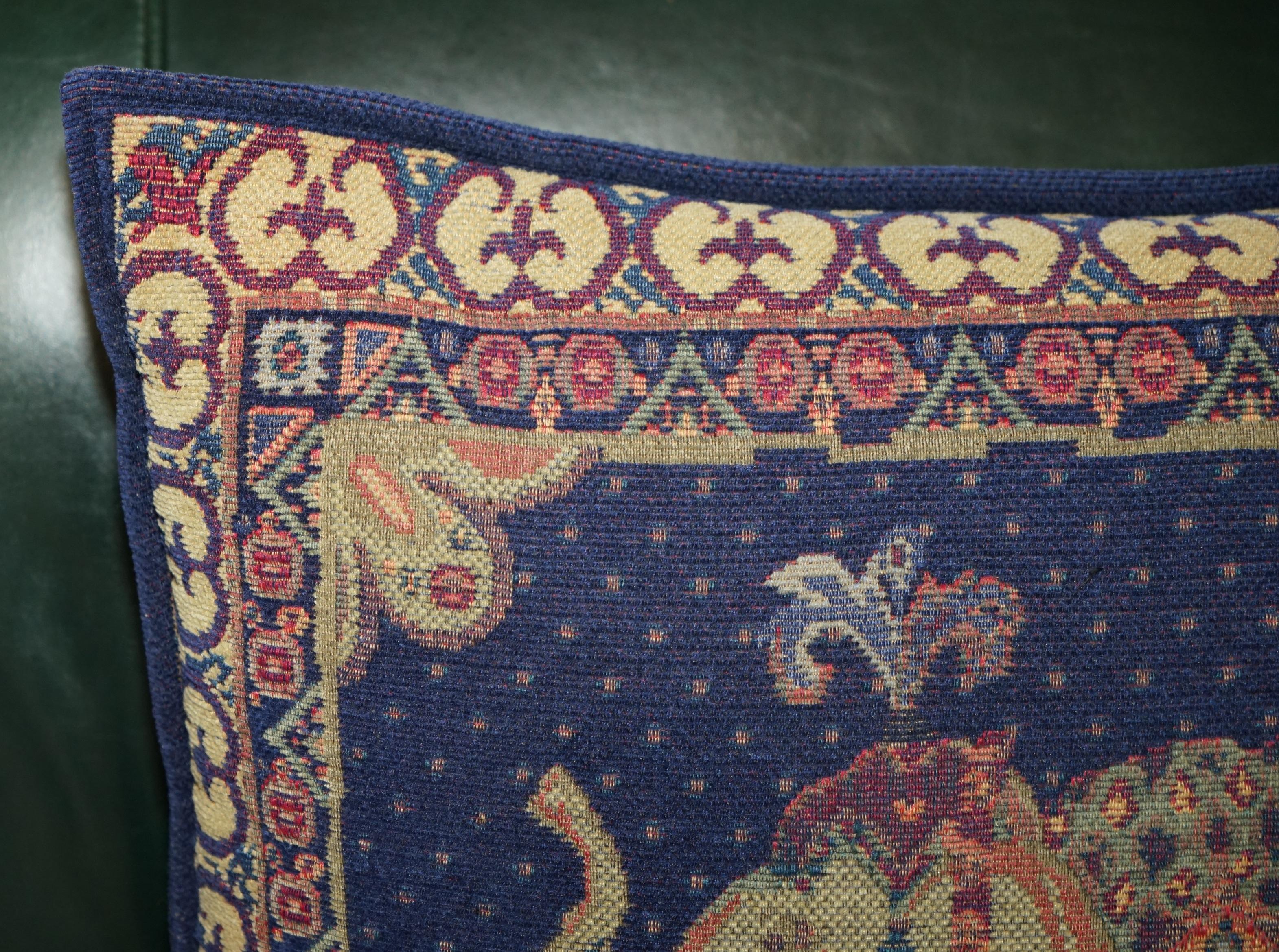 Tissu SUITE D'OREILLES DE COULEURS DE VESTE DE SOFA ET D' ARMCHAIRS ELEPHANT MARQUÉES DE 59 cm en vente