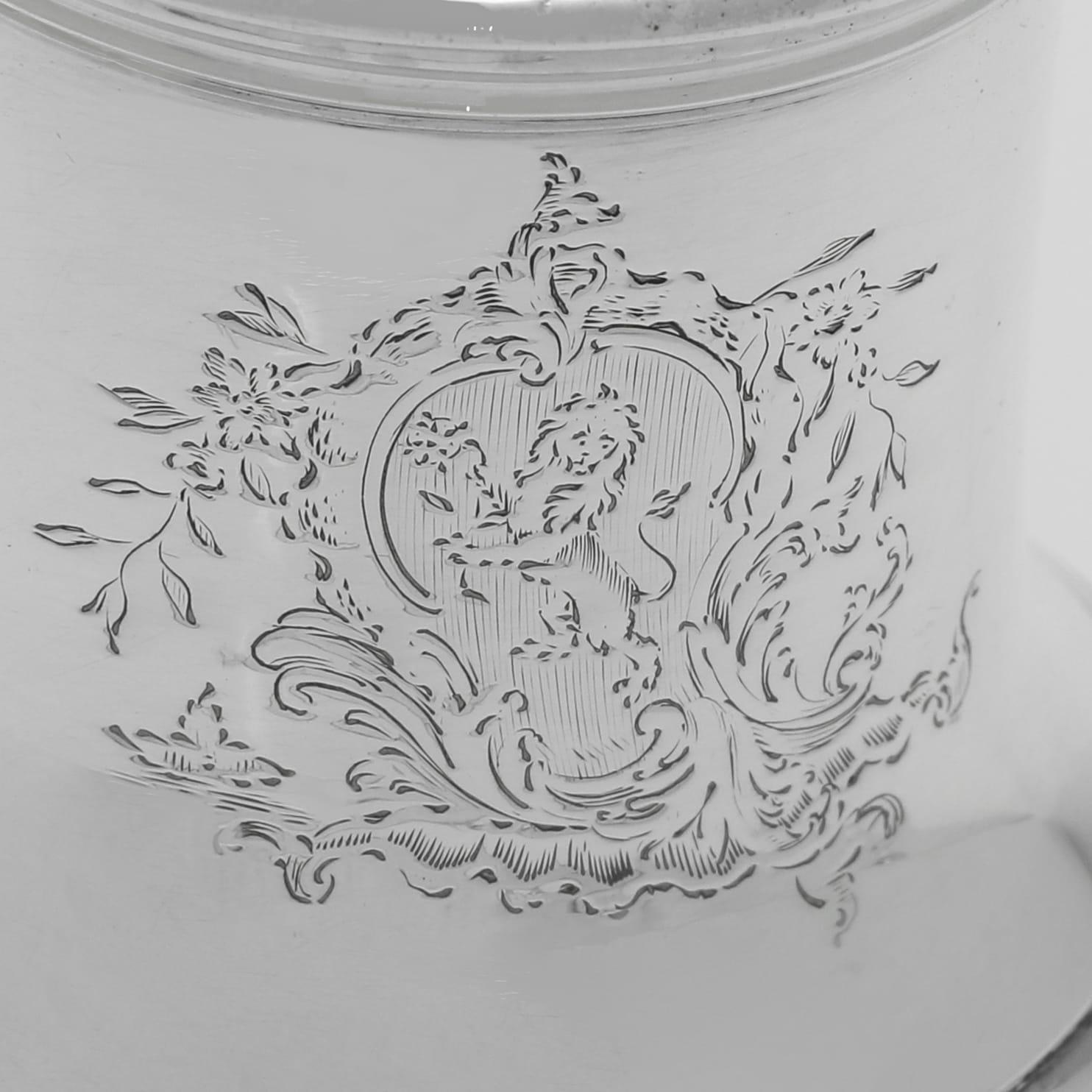 Milieu du XVIIIe siècle Suite de roulettes George II en argent sterling fabriquées par Samuel Wood à Londres en 1746 en vente