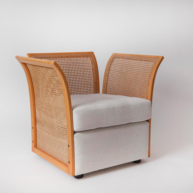 Suite of Italian Furniture in Wood and Woven Rattan (Loveseat & Two Armchairs) In Good Condition For Sale In Sag Harbor, NY