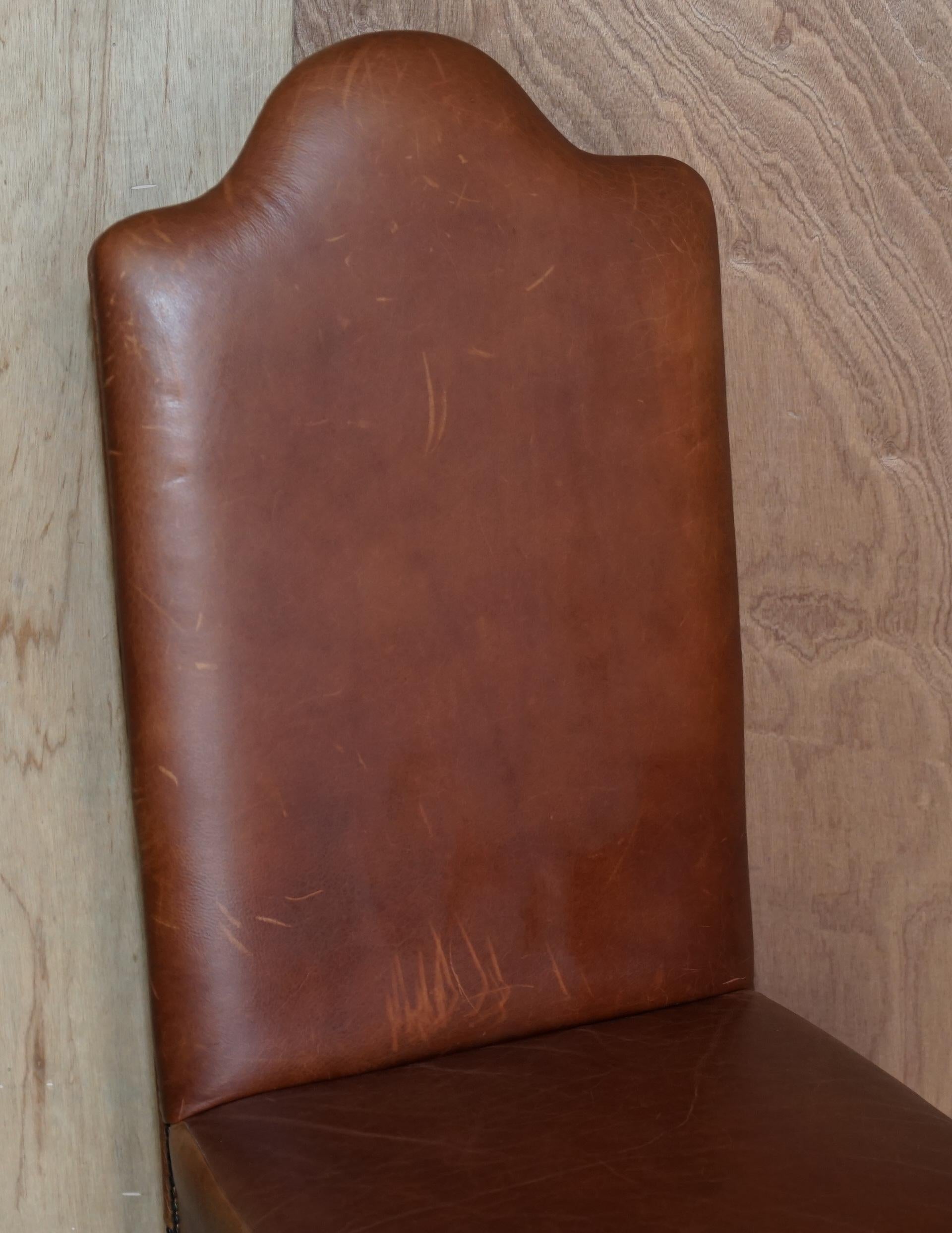 Suite de six chaises de salle à manger Cromwellian à haut dossier en chêne ancien et cuir héritage en vente 8