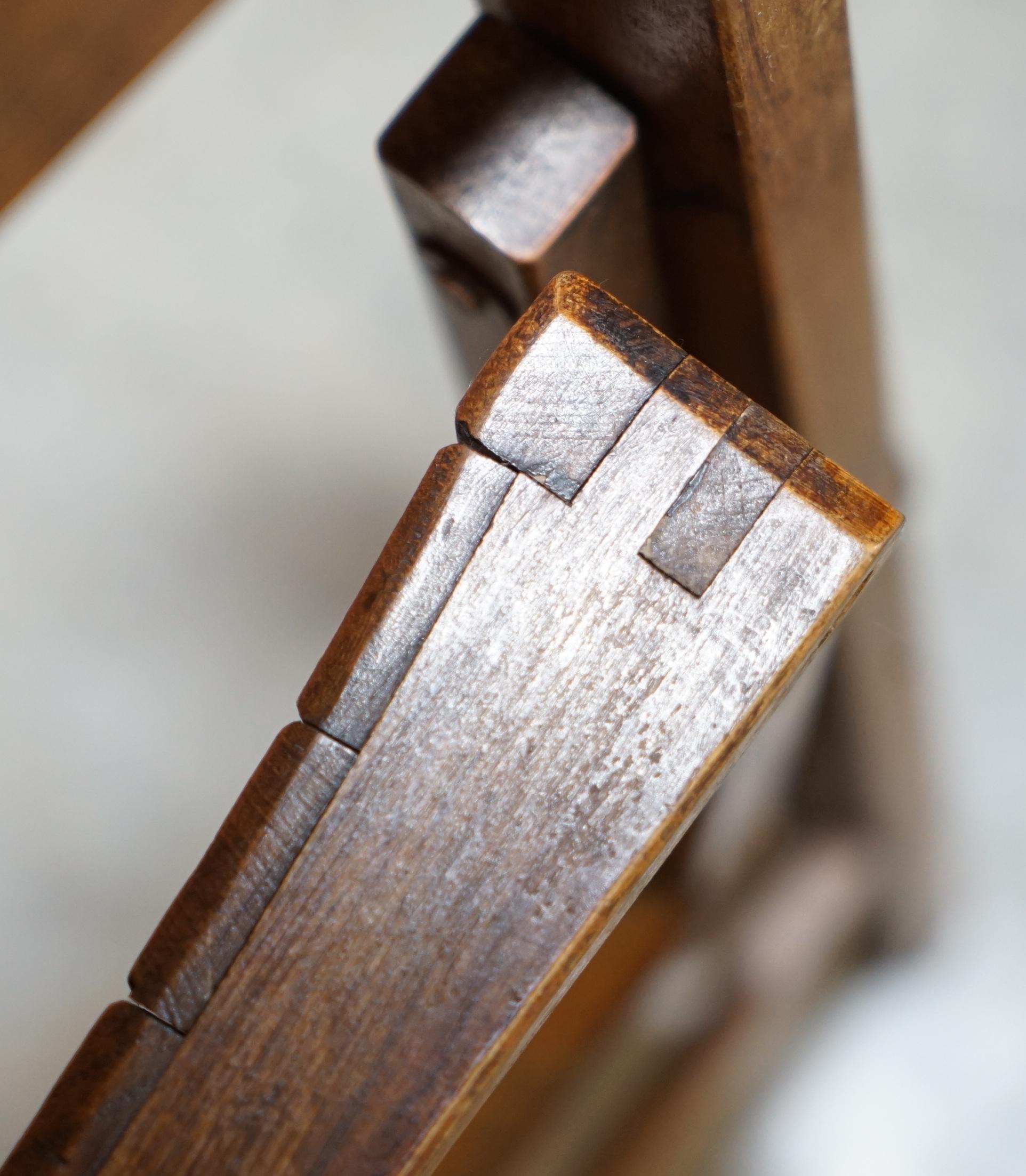 Suite de six chaises à vapeur pliantes en chêne anglais à patine étonnante datant d'environ 1900 à 1920 en vente 13