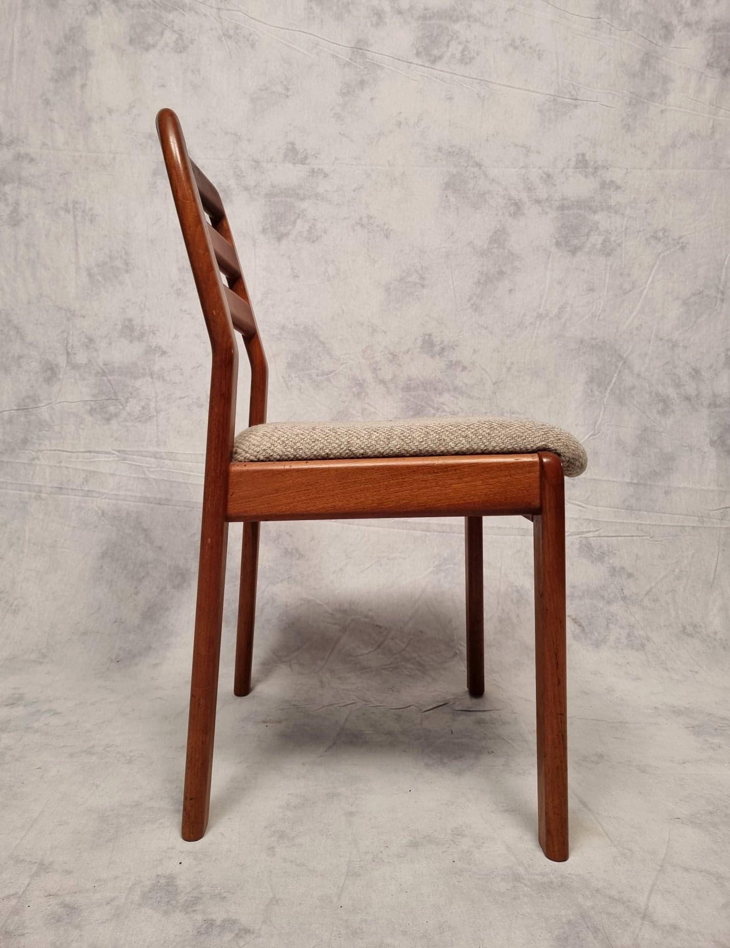 Suite Of Six Scandinavian Chairs, Dyrlund, Teak, Ca 1990 In Good Condition In SAINT-OUEN-SUR-SEINE, FR
