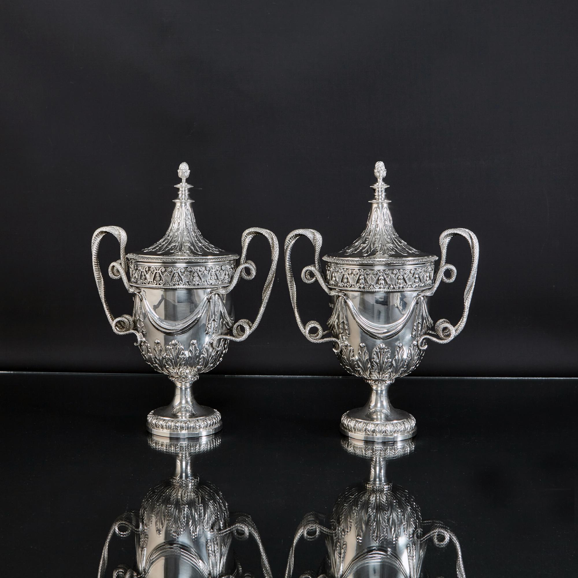 Neoclassical Suite of three Edwardian silver cups and covers For Sale