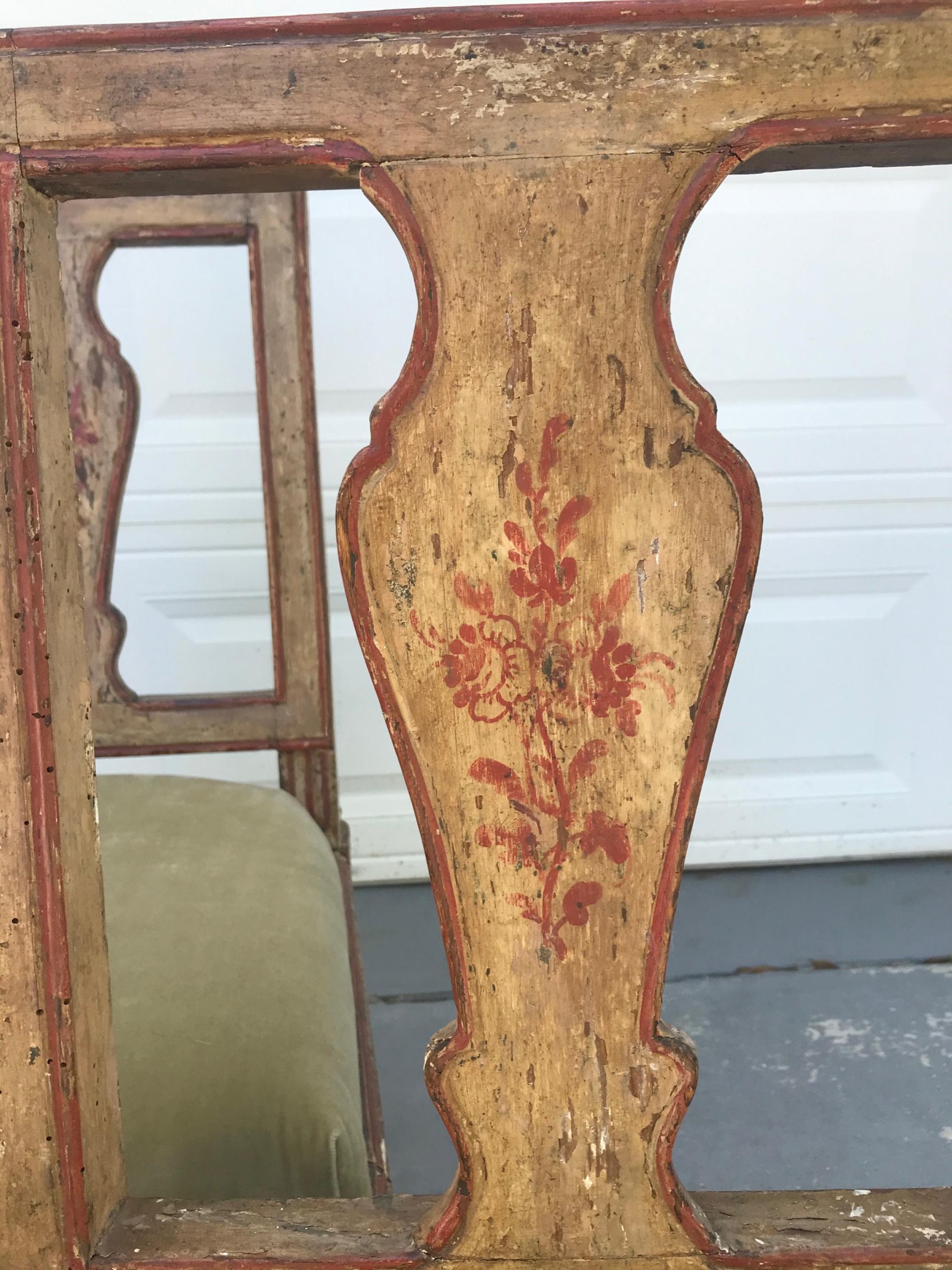 Suite of Three Italian Neoclassical Polychrome Painted Side Chairs, circa 1780 In Good Condition For Sale In Vero Beach, FL