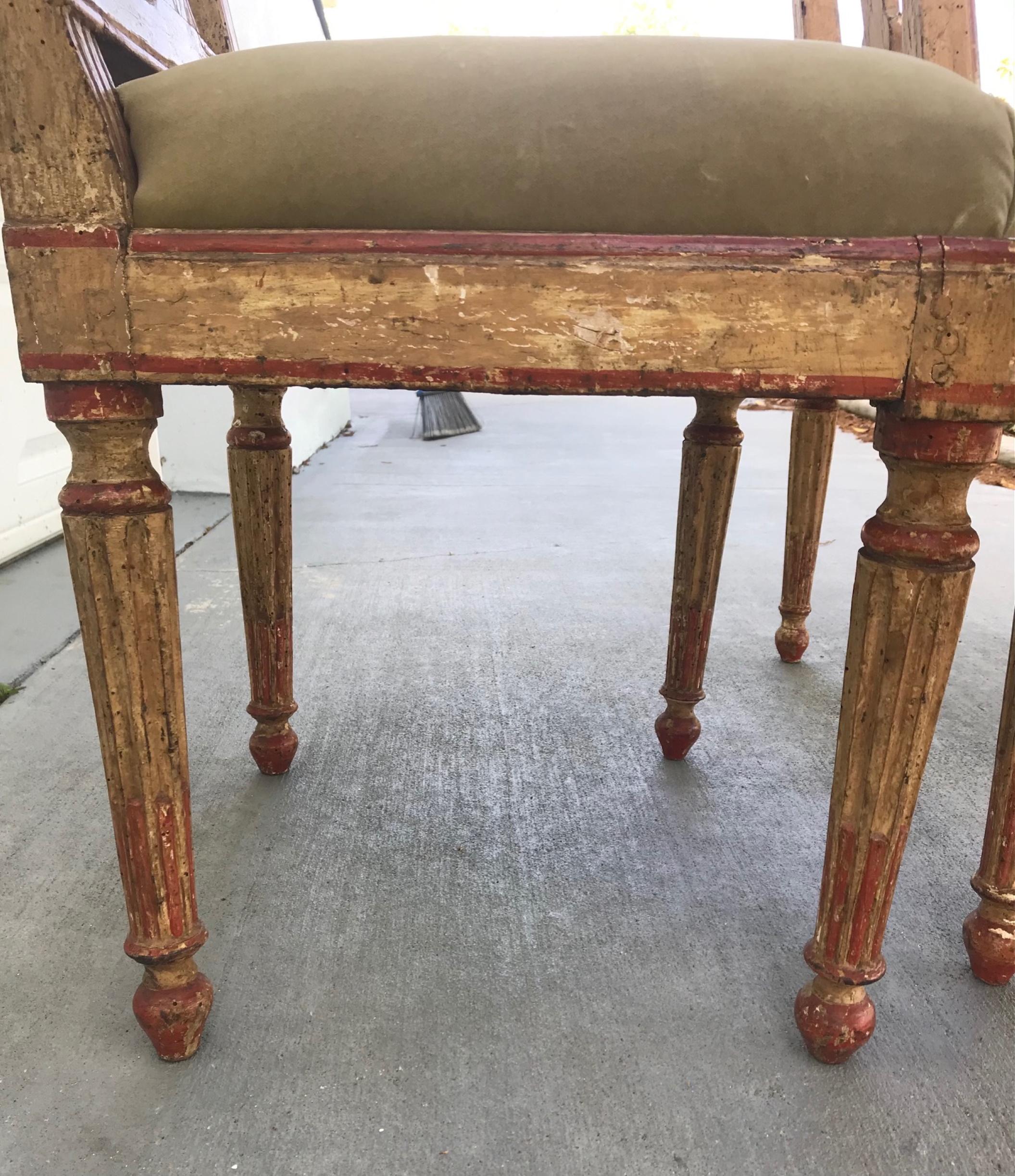 Suite of Three Italian Neoclassical Polychrome Painted Side Chairs, circa 1780 For Sale 2