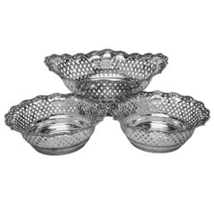 Suite of Three Large Antique Sterling Silver Baskets Centrepiece London 1907