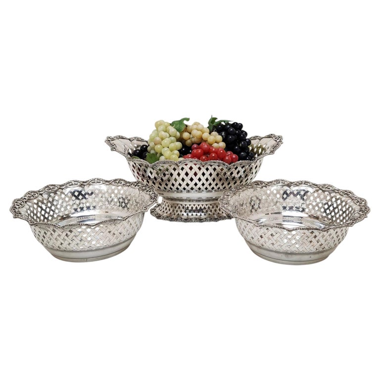 Suite of Three Large Antique Sterling Silver Baskets Centrepiece London 1907