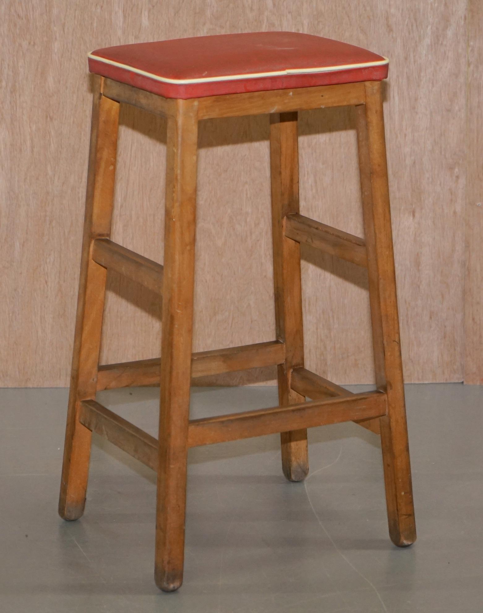 We are delighted to offer for sale this lovely suite of three progress vintage kitchen stools one stamped Modern Industries Product

These are a lovely decorative set of midcentury oak stools, they came from and Art School and have decades of