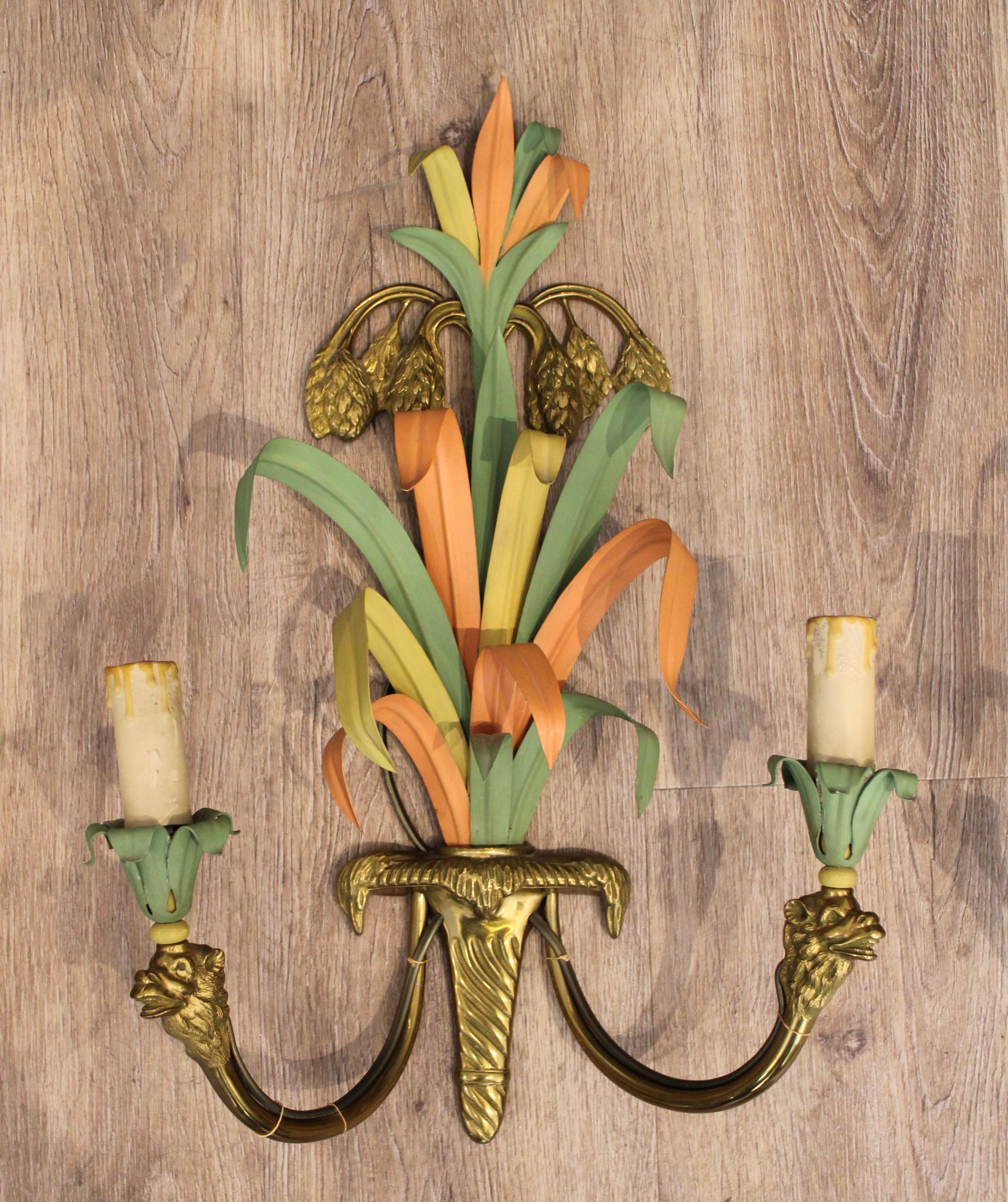 French Suite of three sconces by Maison Baguès, France, circa 1950 For Sale