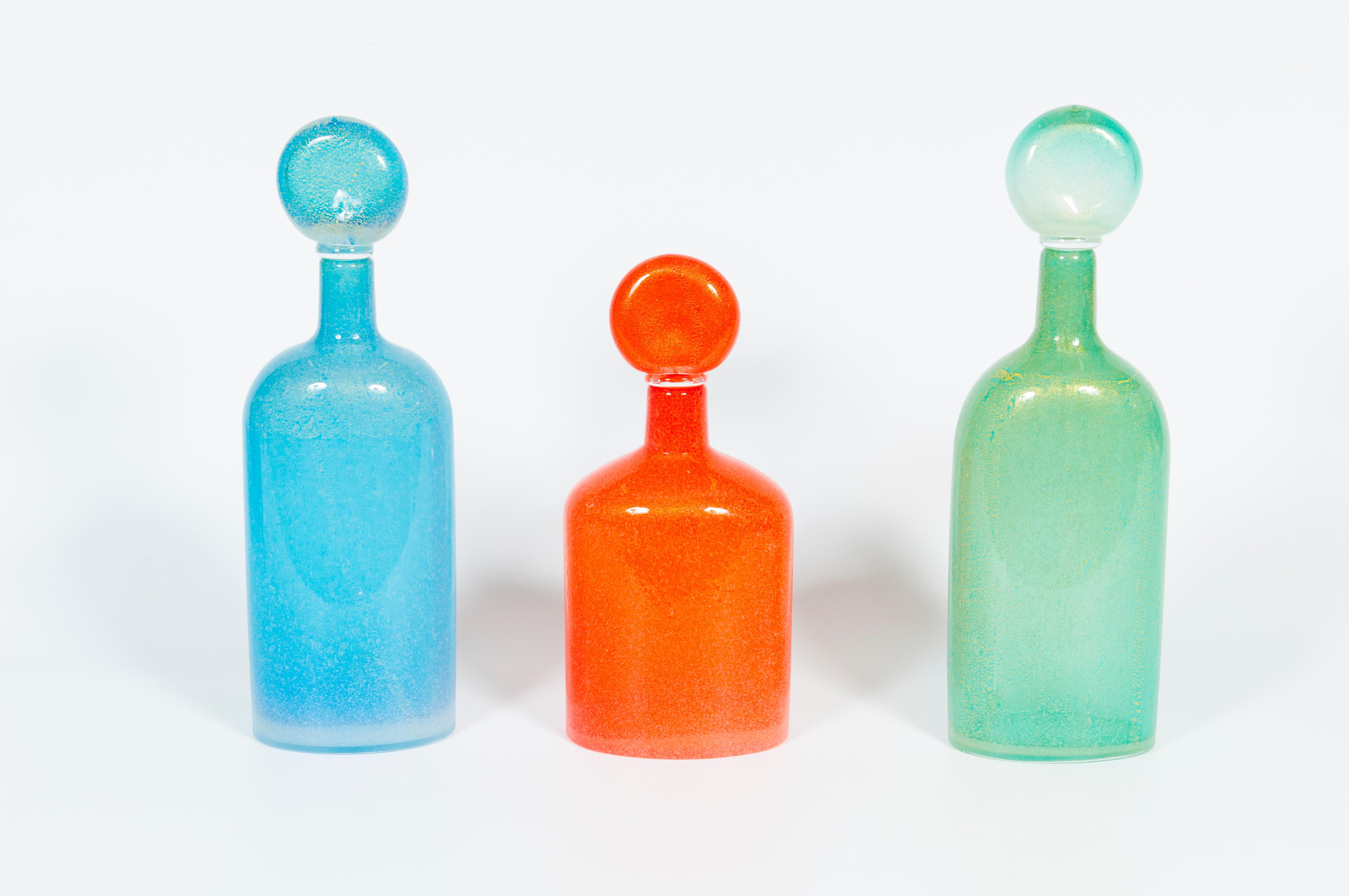 Mid-Century Modern Suite of Three Submerged Glass Bottles with Gold Inclusion by Cenedese, Circa 19 For Sale