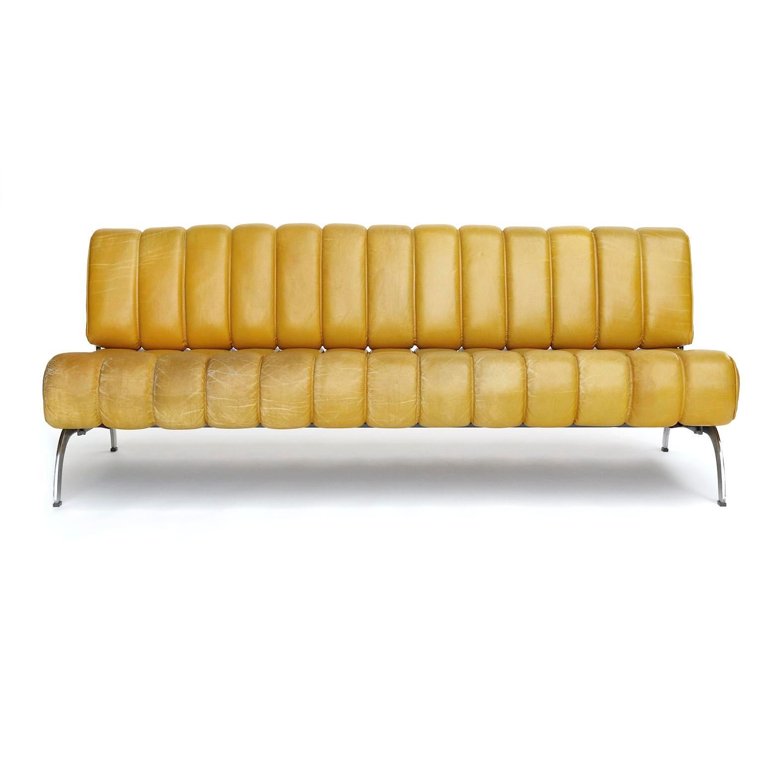 A set of a freestanding sofa, a pair of armchairs, and a table from the 'Independence' series designed by Karl Wittmann and manufactured by Wittmann Möbelwerkstätten, Austria, in midcentury, circa 1970.
This is a very rare set, especially in yellow