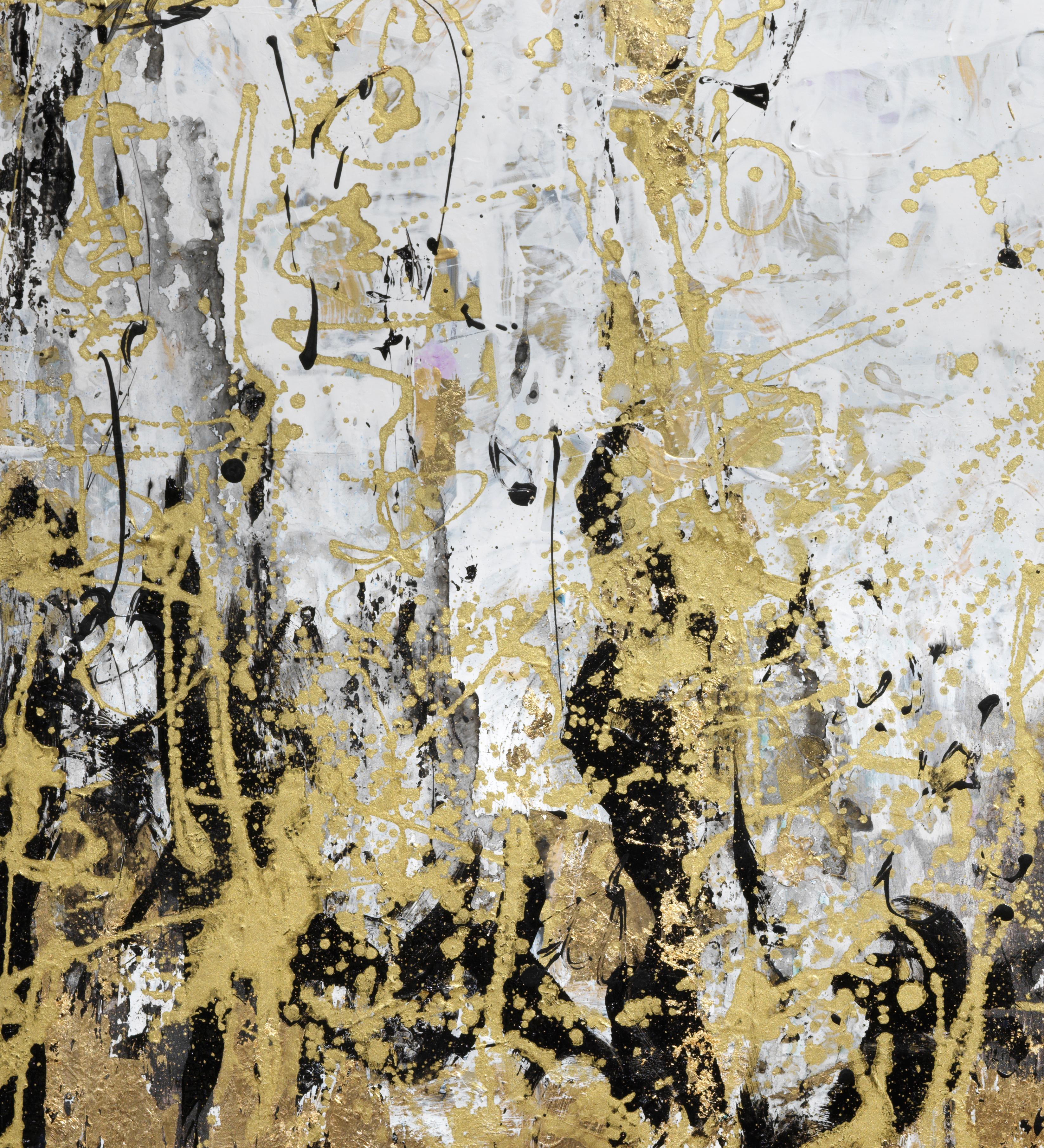 Il vento di ogni autunno (Ombra) - Pittura astratta con foglia d'oro, bianco e nero - Painting di Suk Ja Kang