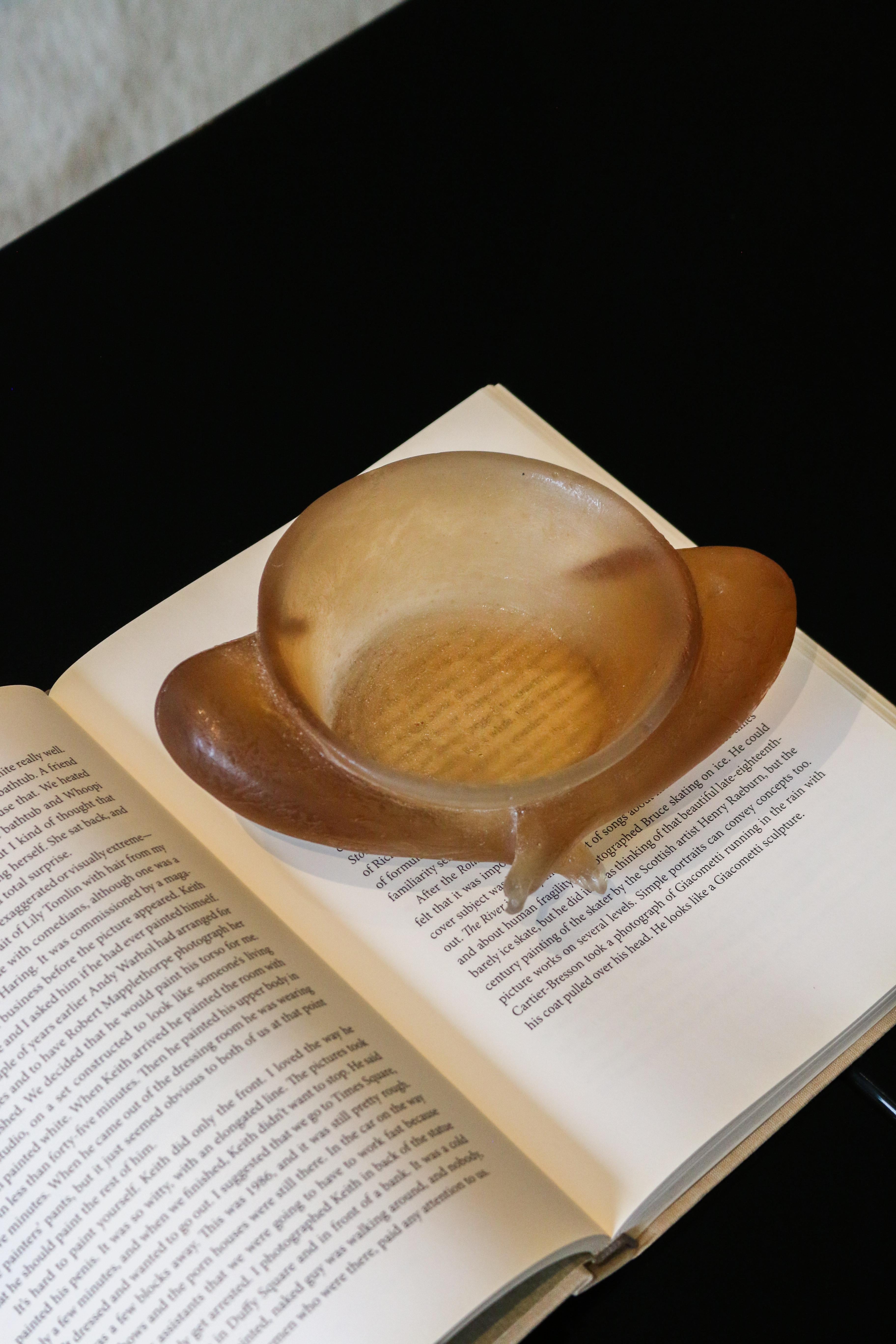 This collection of sculptures draws inspiration from the delicate curves of the female body, displaying soothing pieces that evoke effortless sophistication and subtle sensuality. Every piece is imbued with its own character, showcasing unique