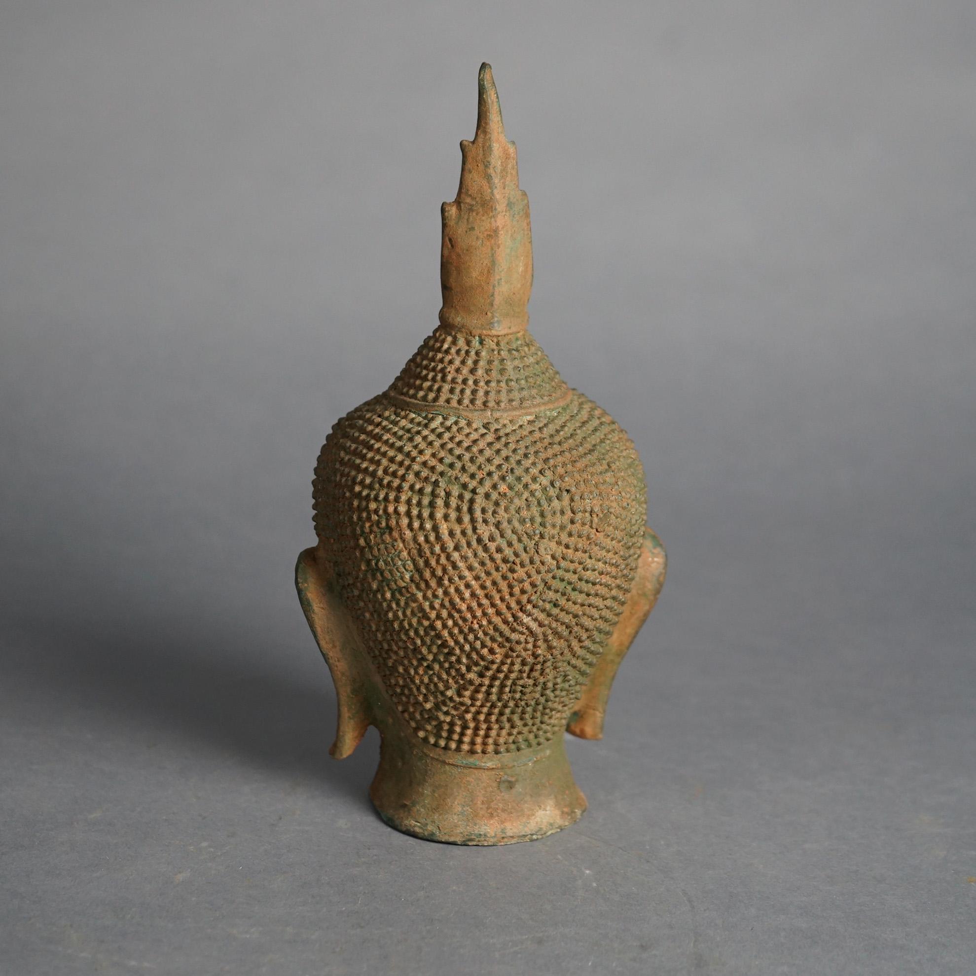 XX secolo Busto di Buddha in bronzo fuso in stile Sukhothai C1920 in vendita