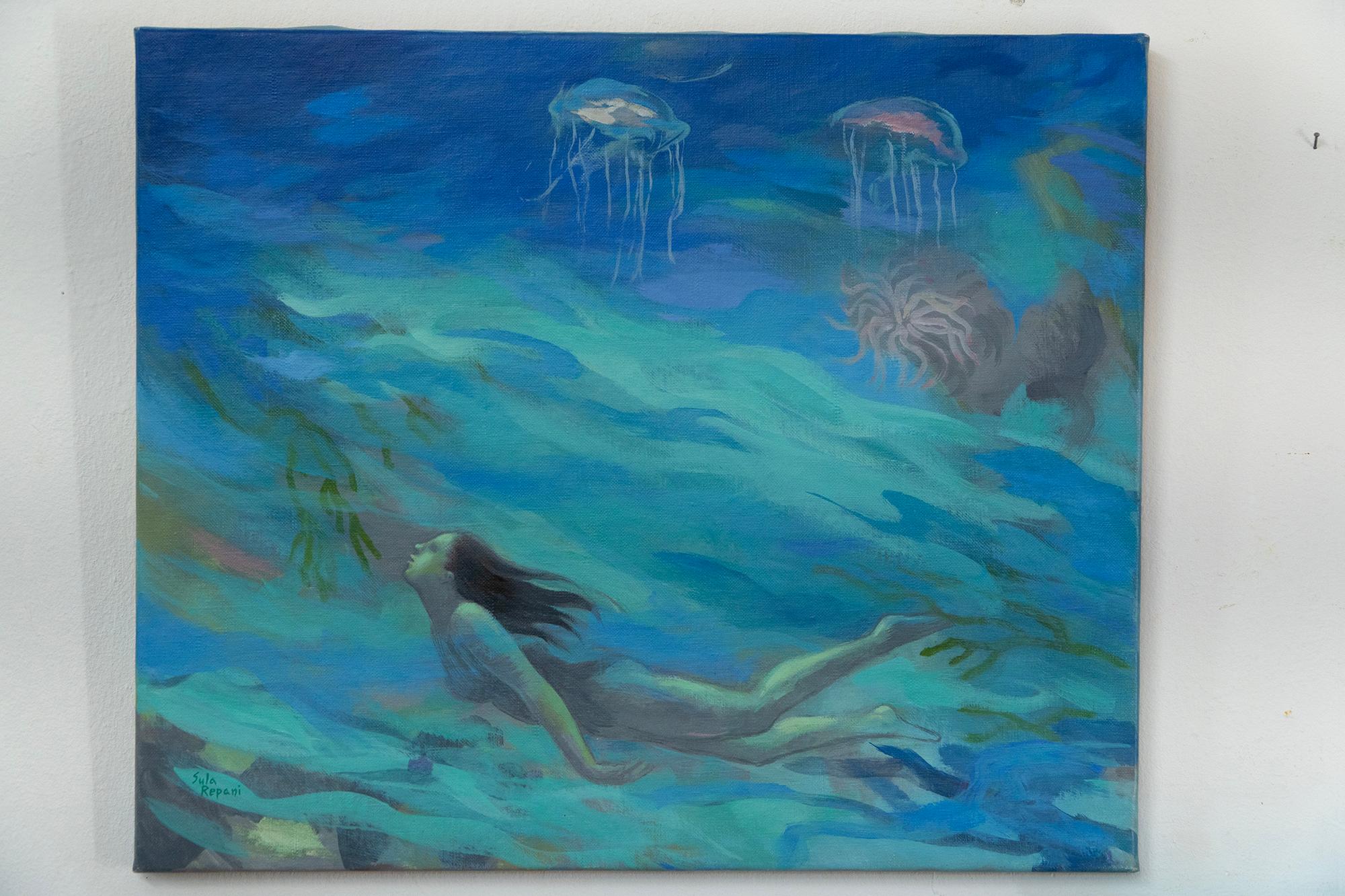 Pintura Submarina Surrealista con Medusa y Retrato Marino de Mujer Nadadora en venta 2
