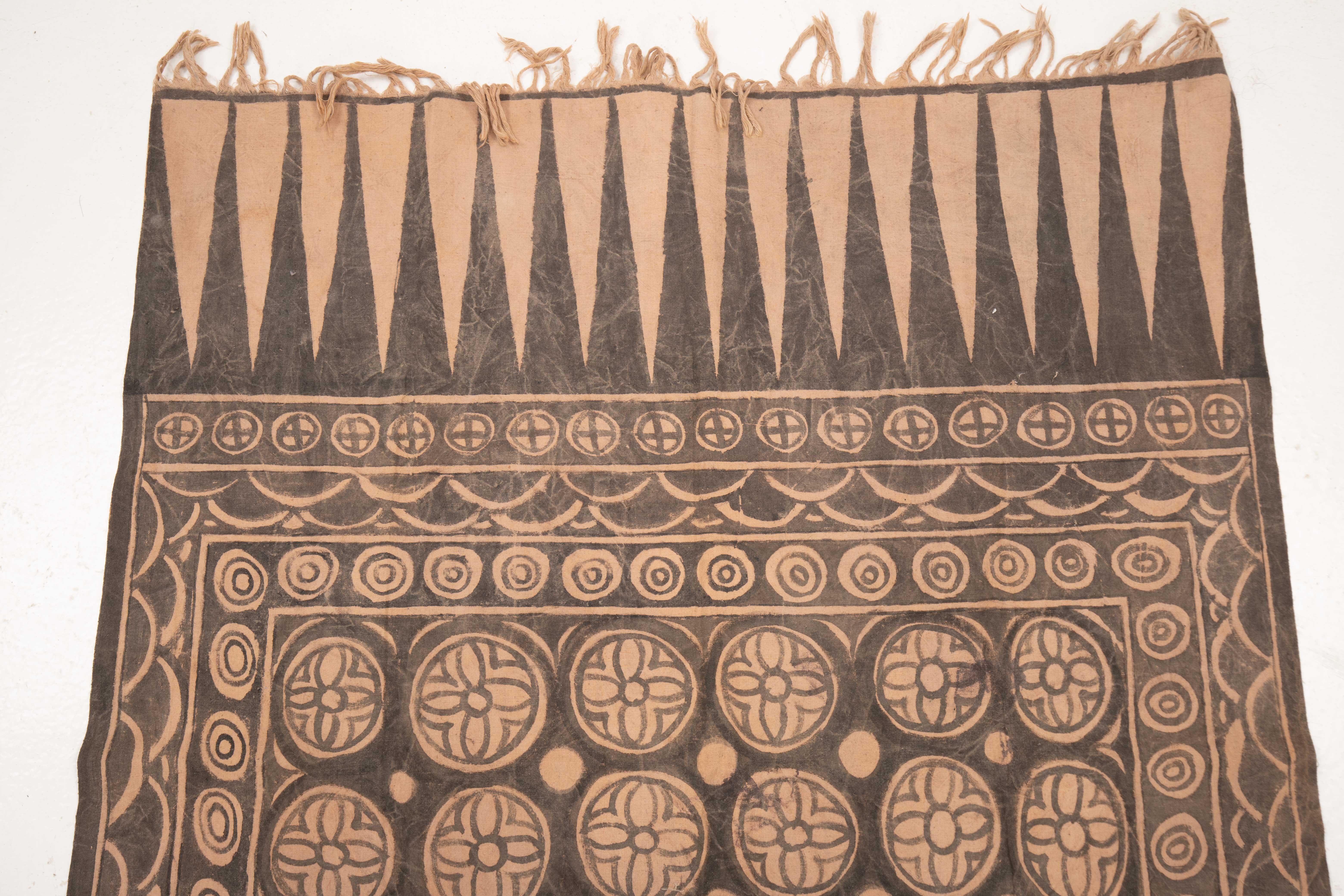 Cotton Sulawesi Island , Toroja hand Painted ceremonial Cloth ( Sarita), Indonesia For Sale