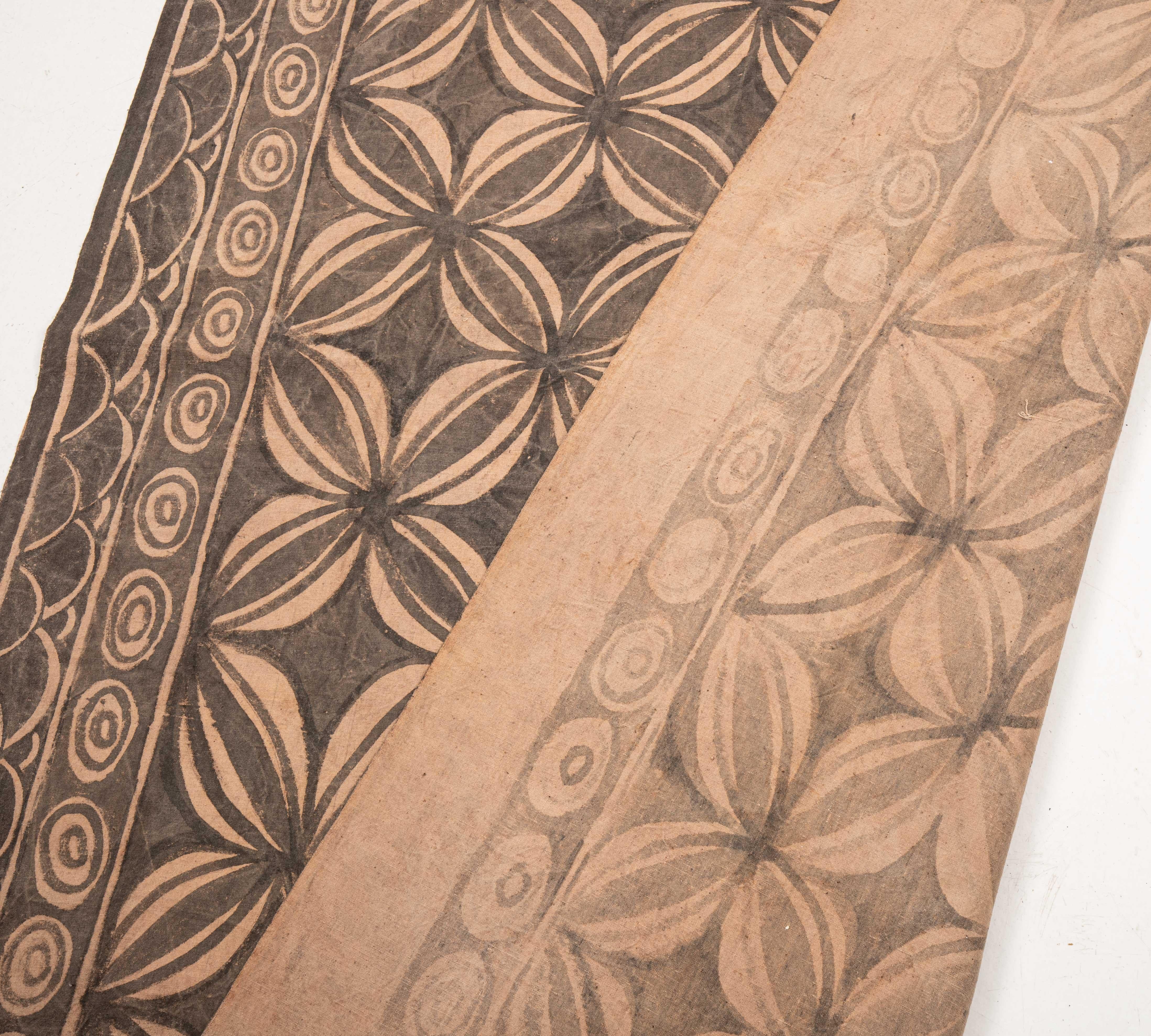 Sulawesi Island , Toroja hand Painted ceremonial Cloth ( Sarita), Indonesia For Sale 1