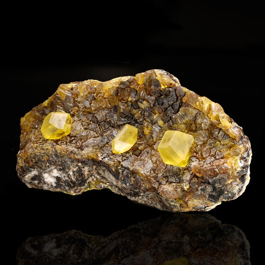 Sulfur From Sicily In Excellent Condition For Sale In New York, NY