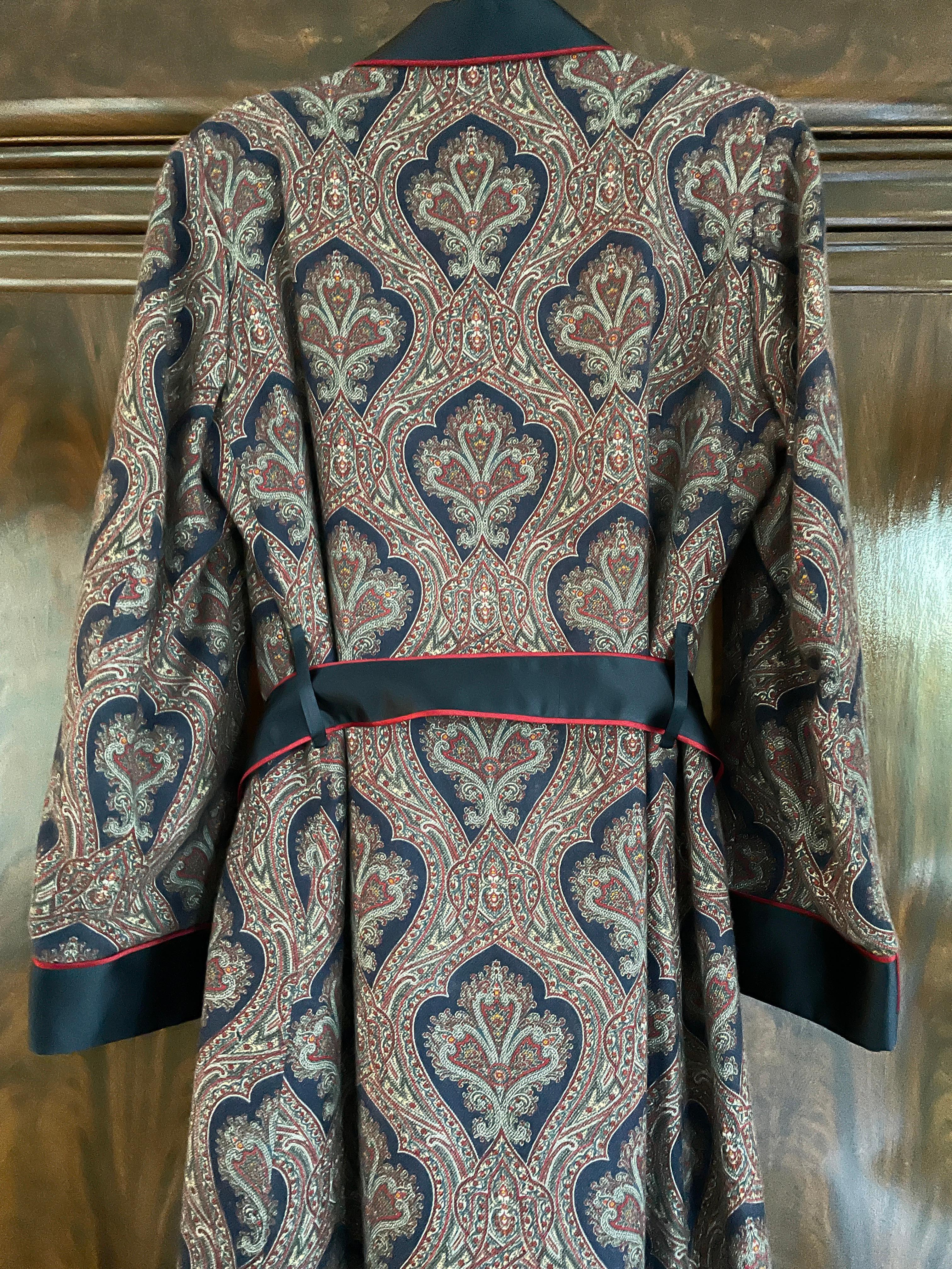 Sulka Unworn Bespoke Vintage Paisley Cashmere Silk Lined Smoking Evening Robe In New Condition For Sale In Cloverdale, CA