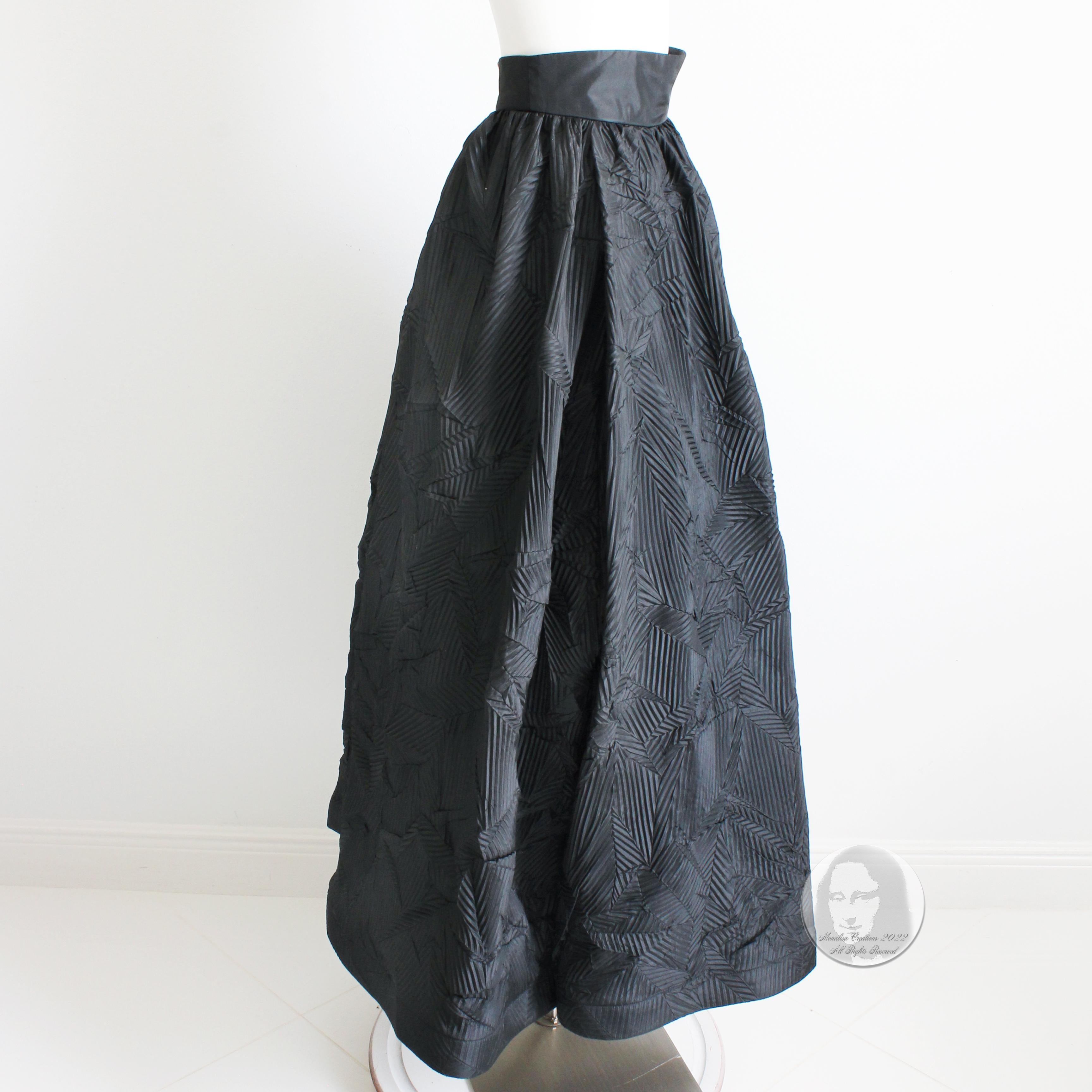 Sully Bonnelly Black Pleated Avant Garde Formal Skirt Full Length Size 8 In Good Condition In Port Saint Lucie, FL