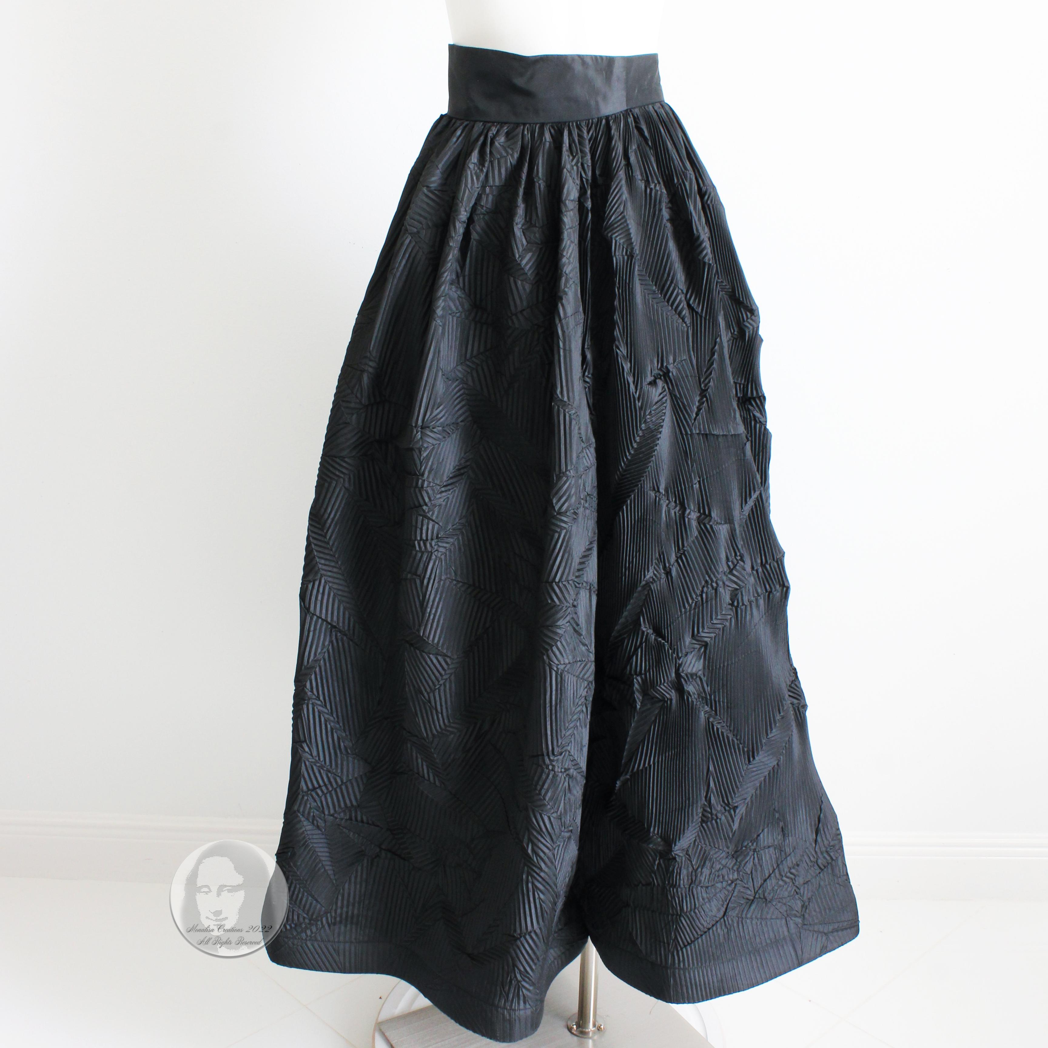 Sully Bonnelly Formal Skirt Black Full Length Abstract Pleated Avant Garde Sz 8 In Good Condition For Sale In Port Saint Lucie, FL