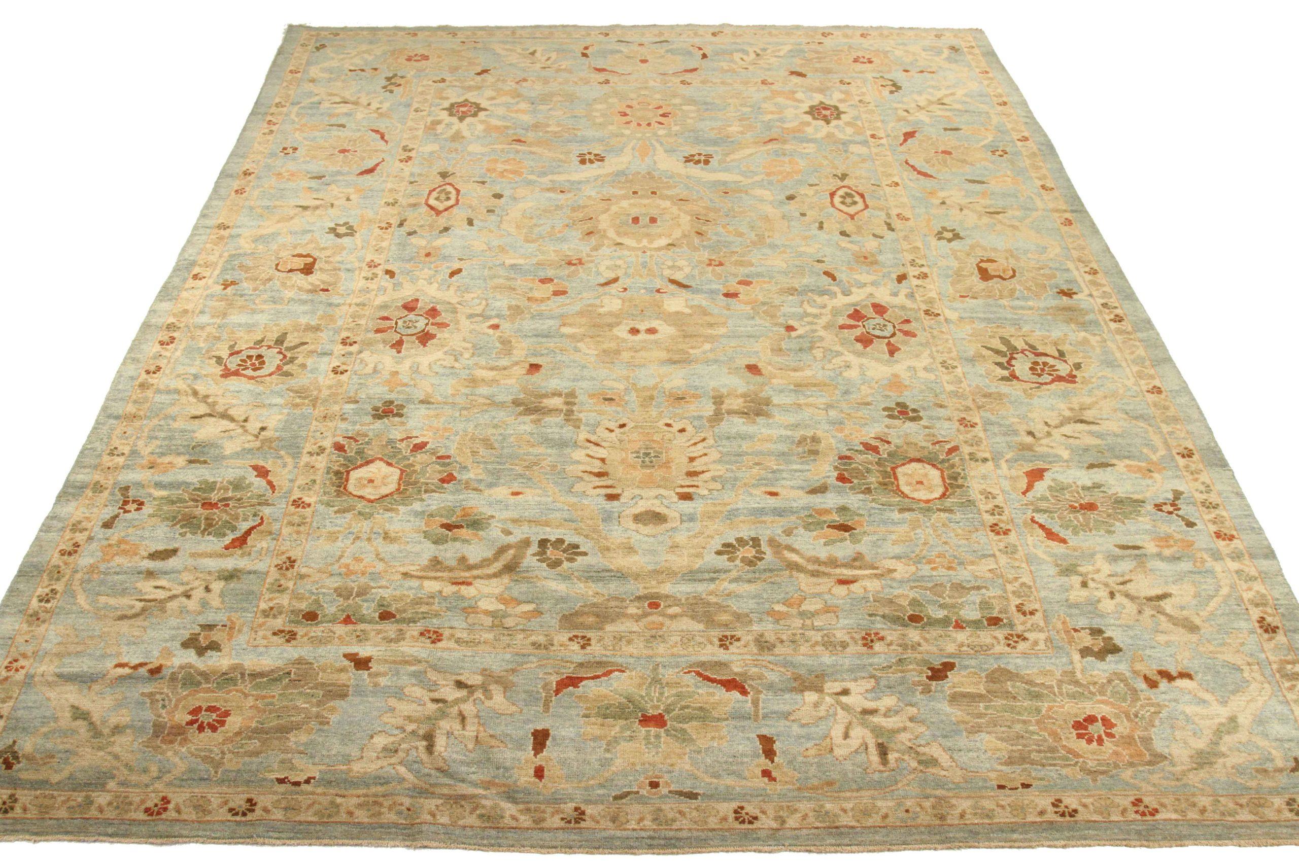 Entdecken Sie die Eleganz dieses einzigartigen Sultanabad mit Teppichen von CIRCA 1990. Dieses exklusive Design, das mit viel Liebe zum Detail entworfen wurde, ist perfekt, um Ihren Raum zu verschönern.