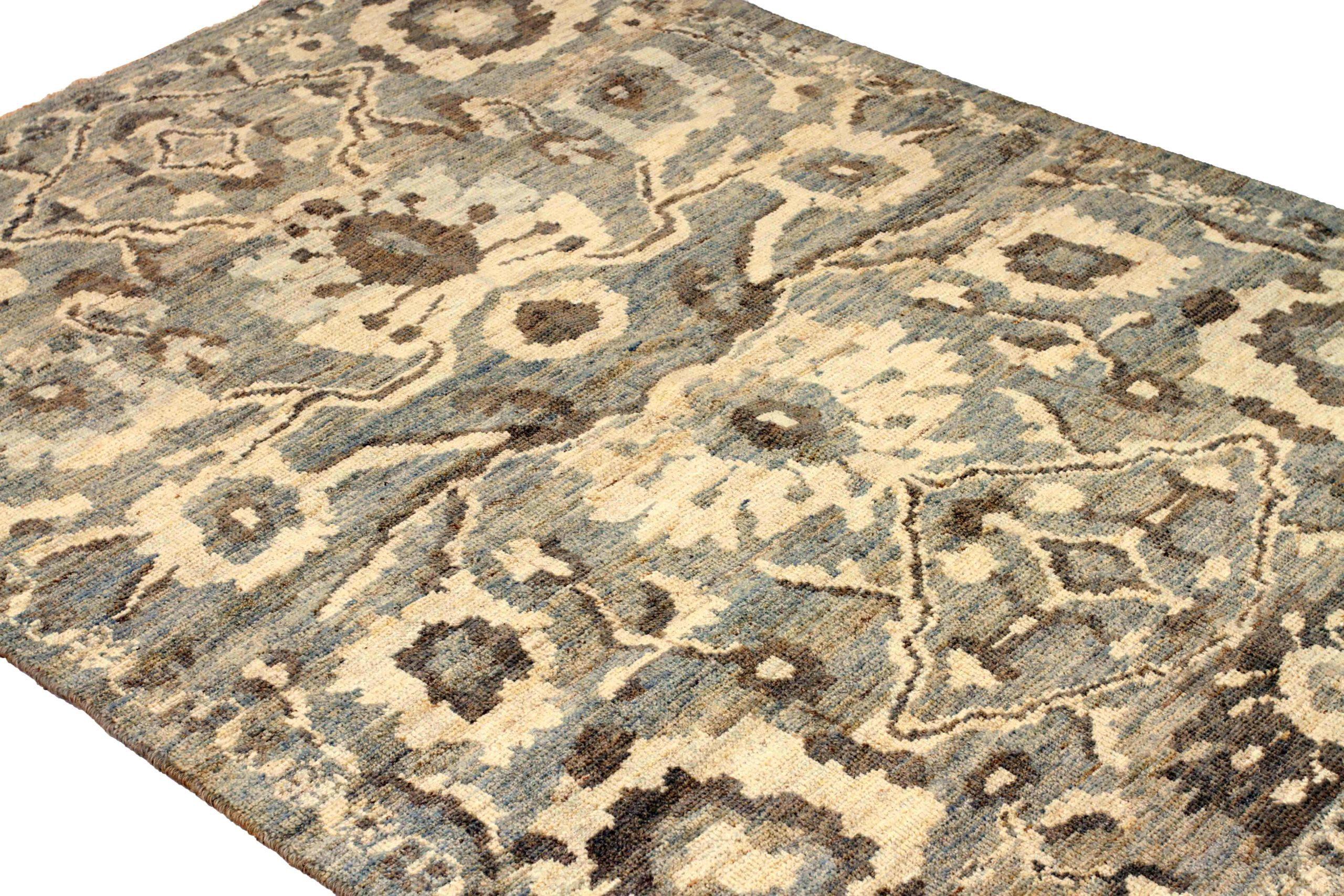 Sultanabad Area Rugs Circa 1990 - 54125 im Zustand „Hervorragend“ im Angebot in Dallas, TX