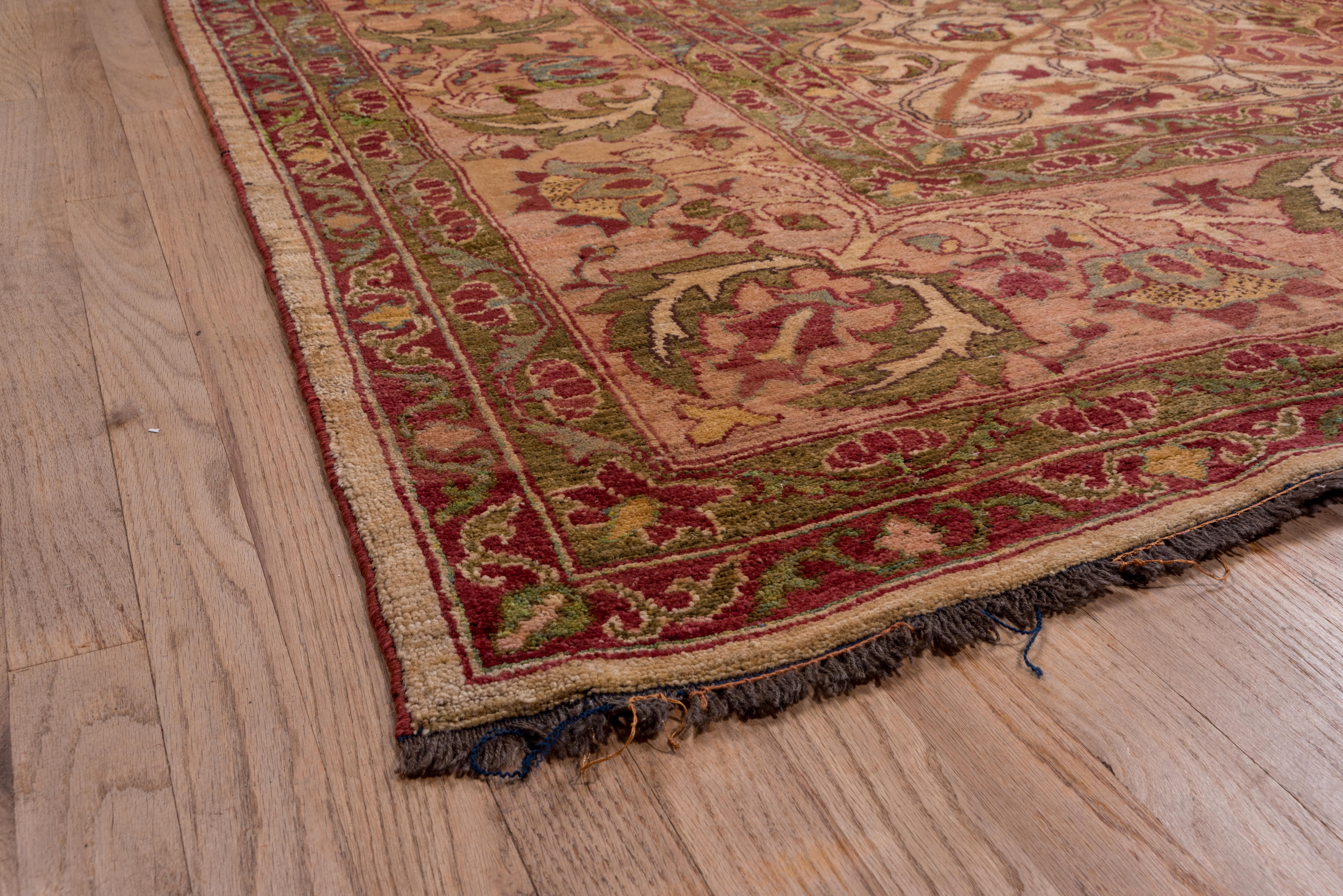 Sultanabad-Teppich, handgefertigter Wollteppich im Zustand „Gut“ im Angebot in New York, NY