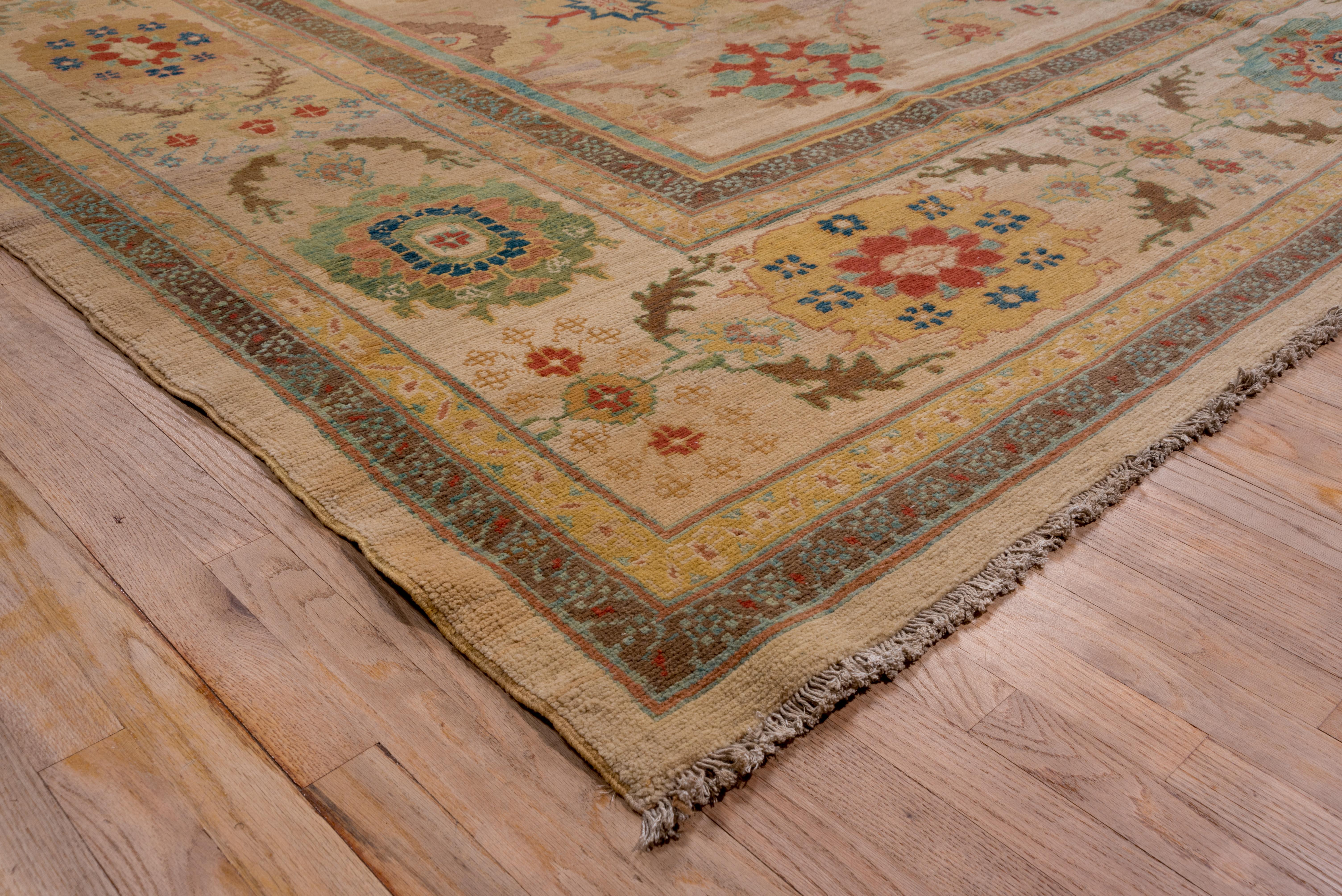 Sultanabad Carpet, Handmade Wool Carpet 2