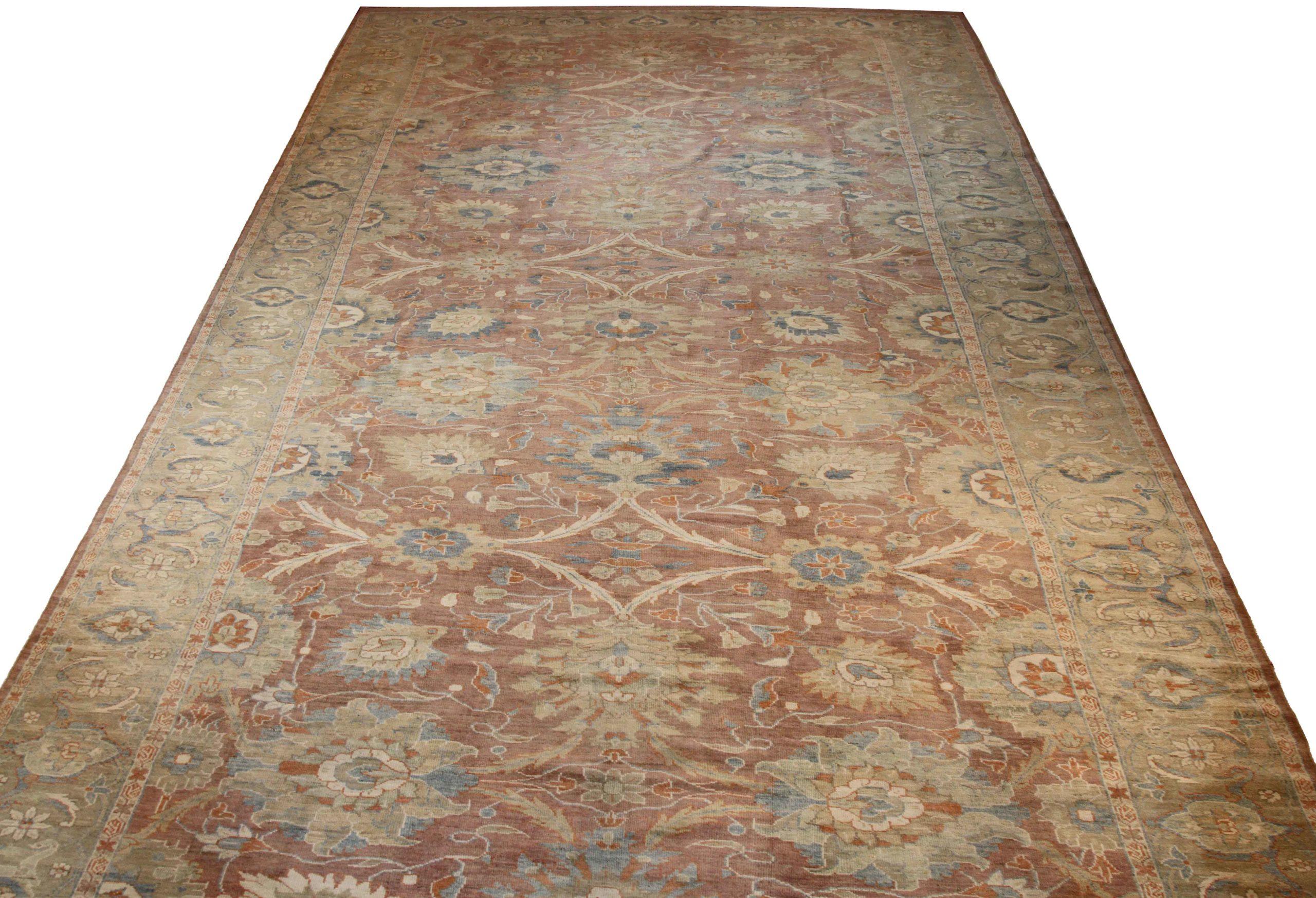 Entdecken Sie die Eleganz dieses einzigartigen Sultanabads mit seiner wunderschönen Handwerkskunst aus der Zeit um 1990. Dieses exklusive Design, das mit viel Liebe zum Detail entworfen wurde, ist perfekt, um Ihren Raum zu verschönern.