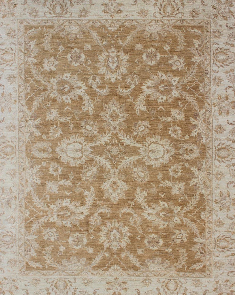 Cream and Caramel floral Sultanabad design rug by Keivan Woven Arts / DSP-BC11322 country of origin / type: Afghanistan / circa 1980.

This elegantly handwoven rug is from Afghanistan and woven from the finest wool to create a soft and luxurious
