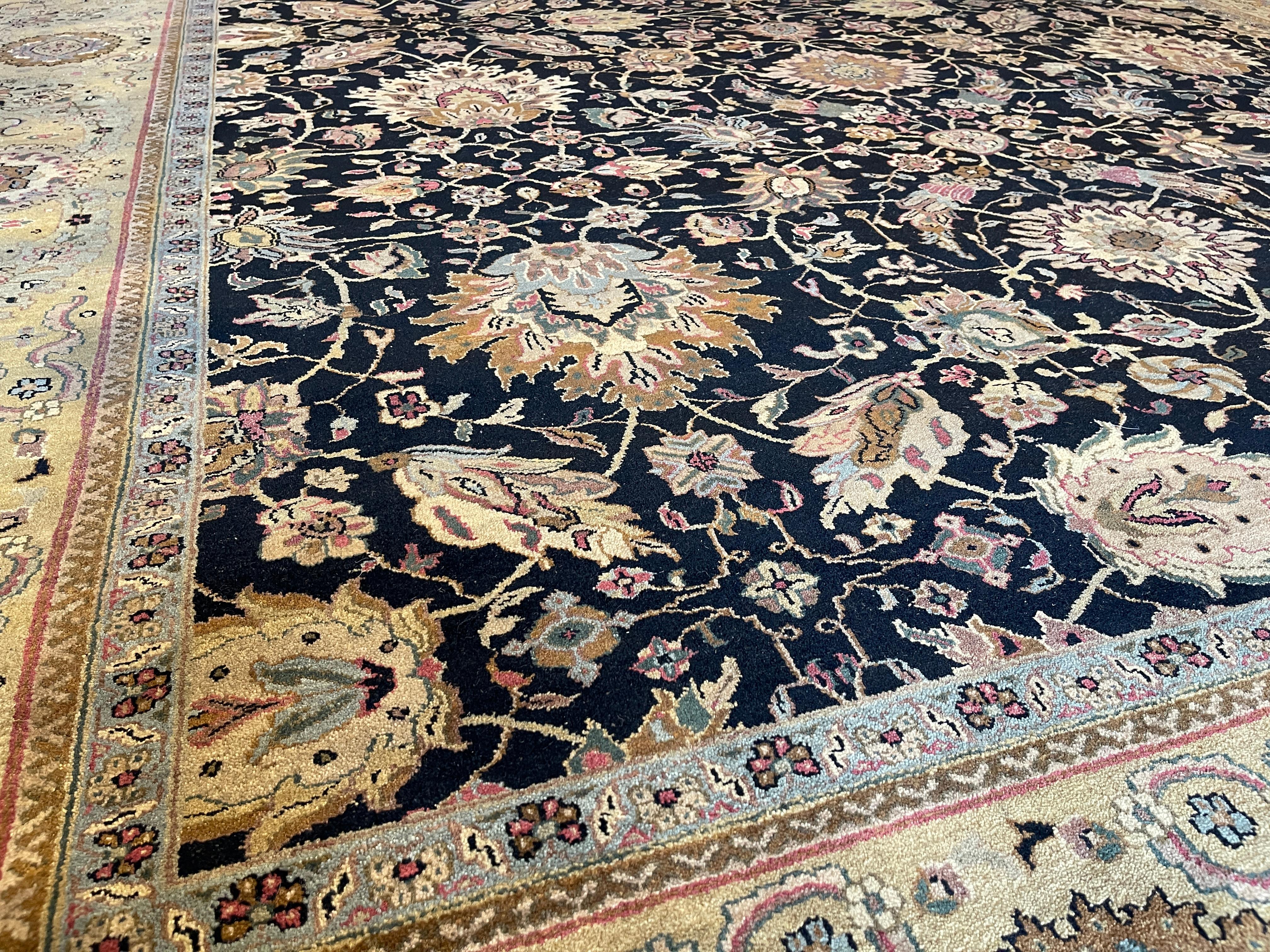 Hand-Knotted Sultanabad Design Rug  For Sale