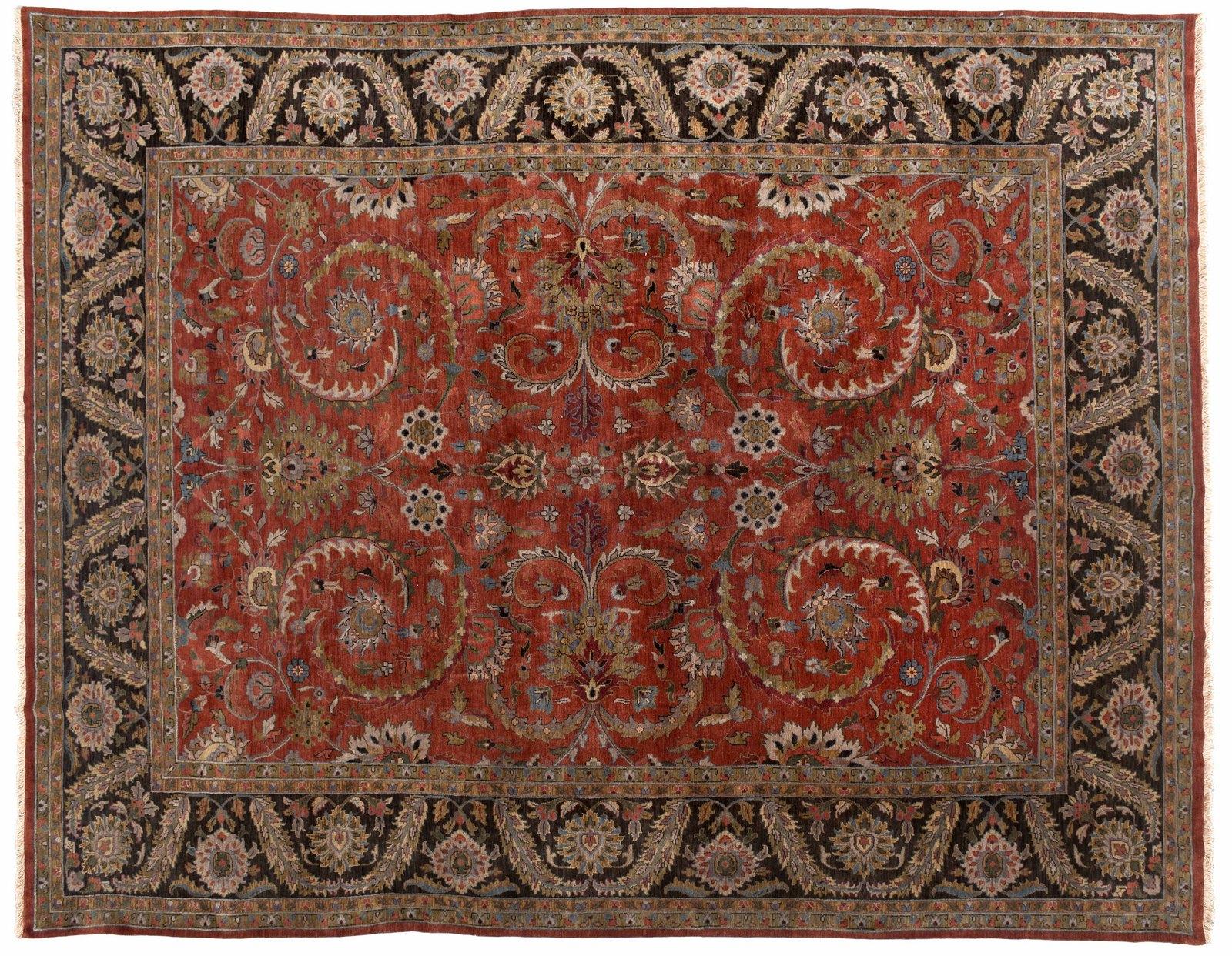 Sultanabad Design Rug  In New Condition For Sale In Los Angeles, CA