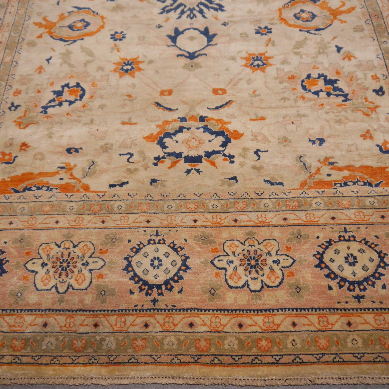 8 x 10 ft Sultanabad Mahal Design Rug Hand Knotted Wool Pile For Sale 3