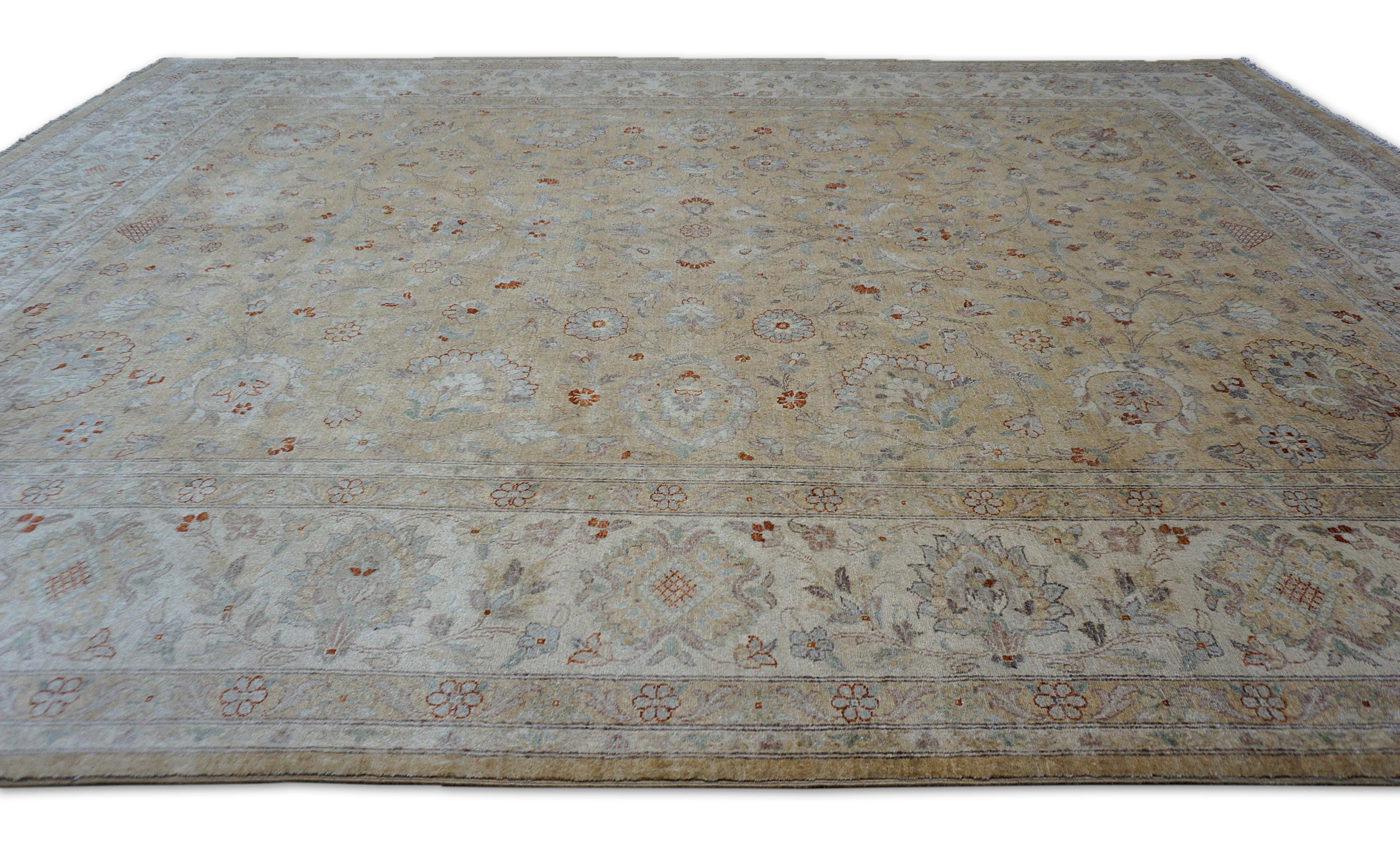 Sultanabad Rugs Beige y Oro Alfombra Anudada a Mano 8'11''x11'10'' Neoclásico en venta