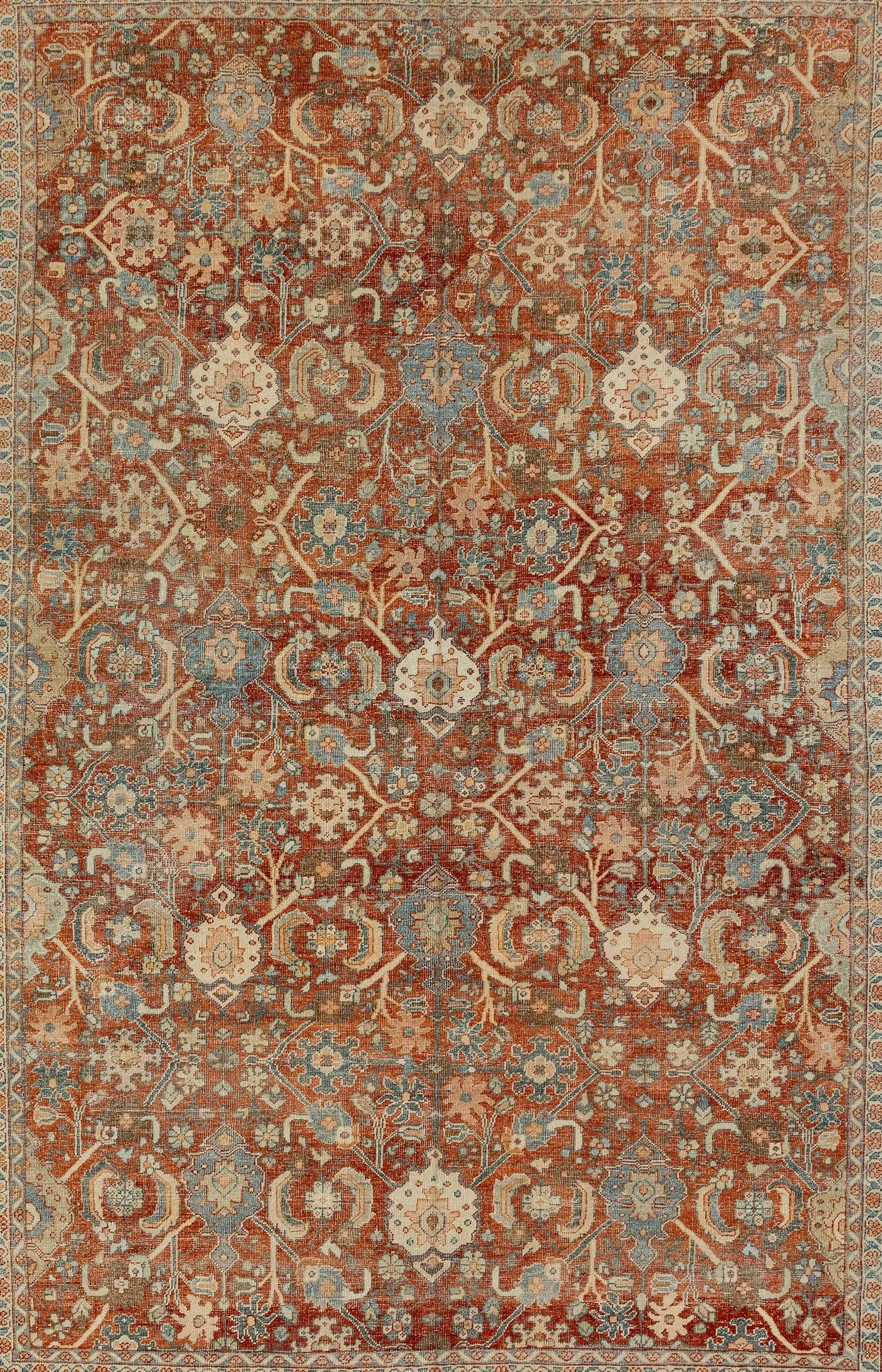 This rug is a Sultanabad originating from the city Sultanabad which is now Arak. These rugs played a significant role in the development of traditions and decorative arts in this region. 

This Sultanabad can be distinguished by very unique