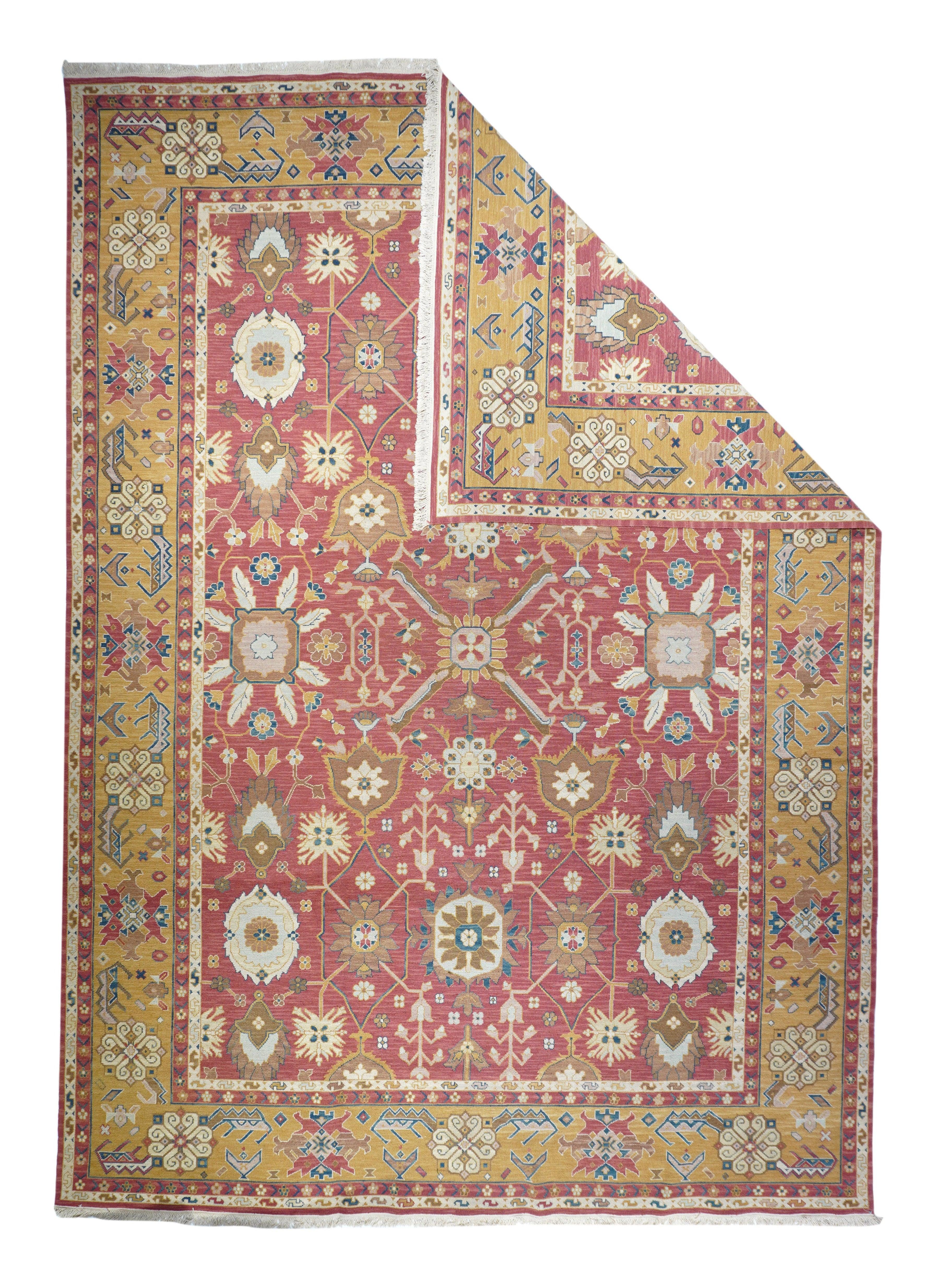 Sumak Teppich 10'0'' x 14'0''. Dieses moderne westanatolische Stück zeigt ein Sandfeld mit vier riesigen bitonalen, gekräuselten und mit Widerhaken versehenen Blättern auf einem Feld um ein zentrales großes Medaillon mit zwei Palmetten, das durch